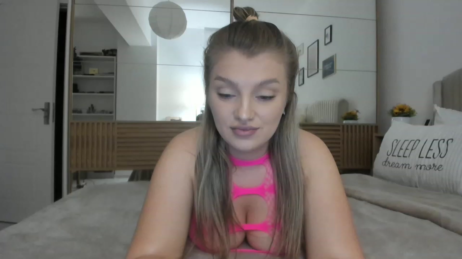 Gallery image thumbnail from WetSelf's myfreecams stream on, 08/25/2023, 18:04 image 5 of 20