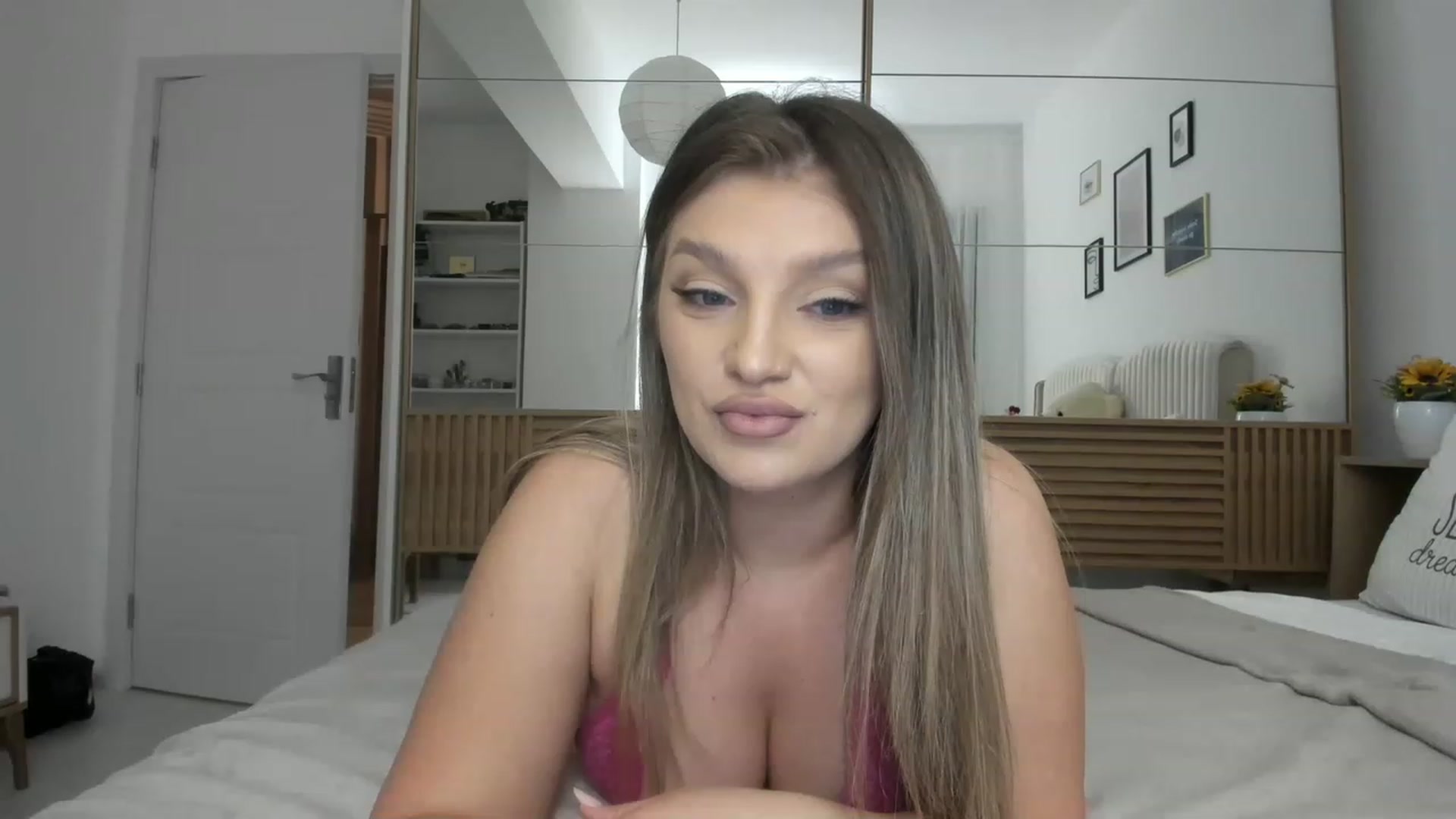 Gallery image thumbnail from WetSelf's myfreecams stream on, 08/26/2023, 22:16 image 16 of 20