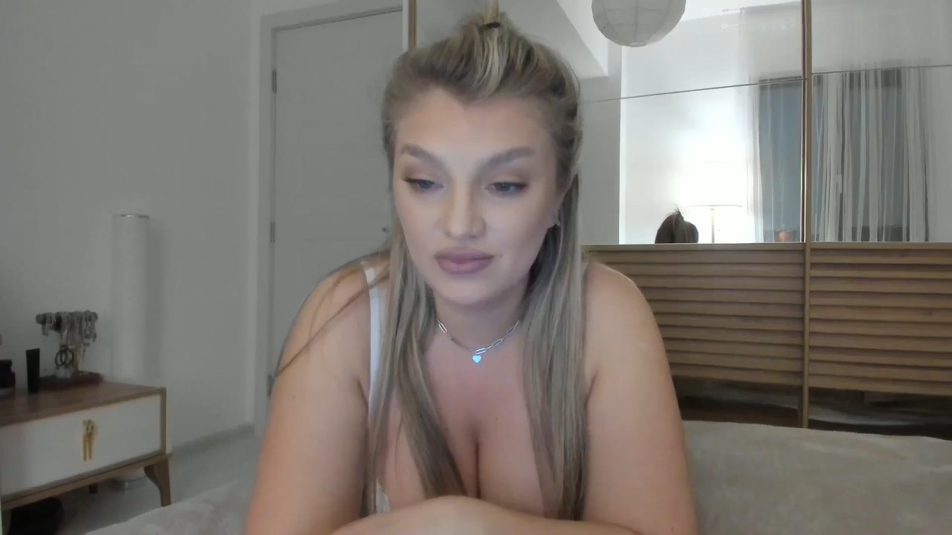 Gallery image thumbnail from WetSelf's myfreecams stream on, 10/10/2023, 19:20 image 11 of 20