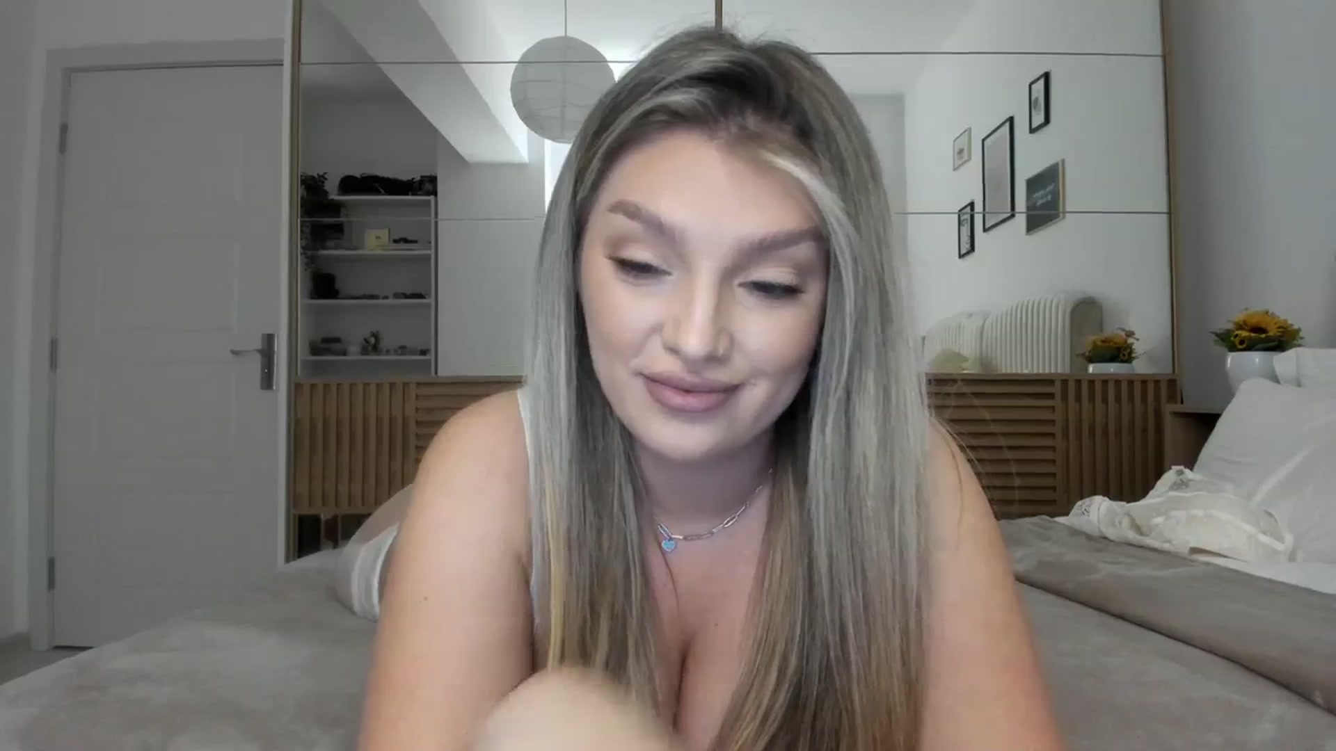 Gallery image thumbnail from WetSelf's myfreecams stream on, 10/12/2023, 16:34 image 17 of 20