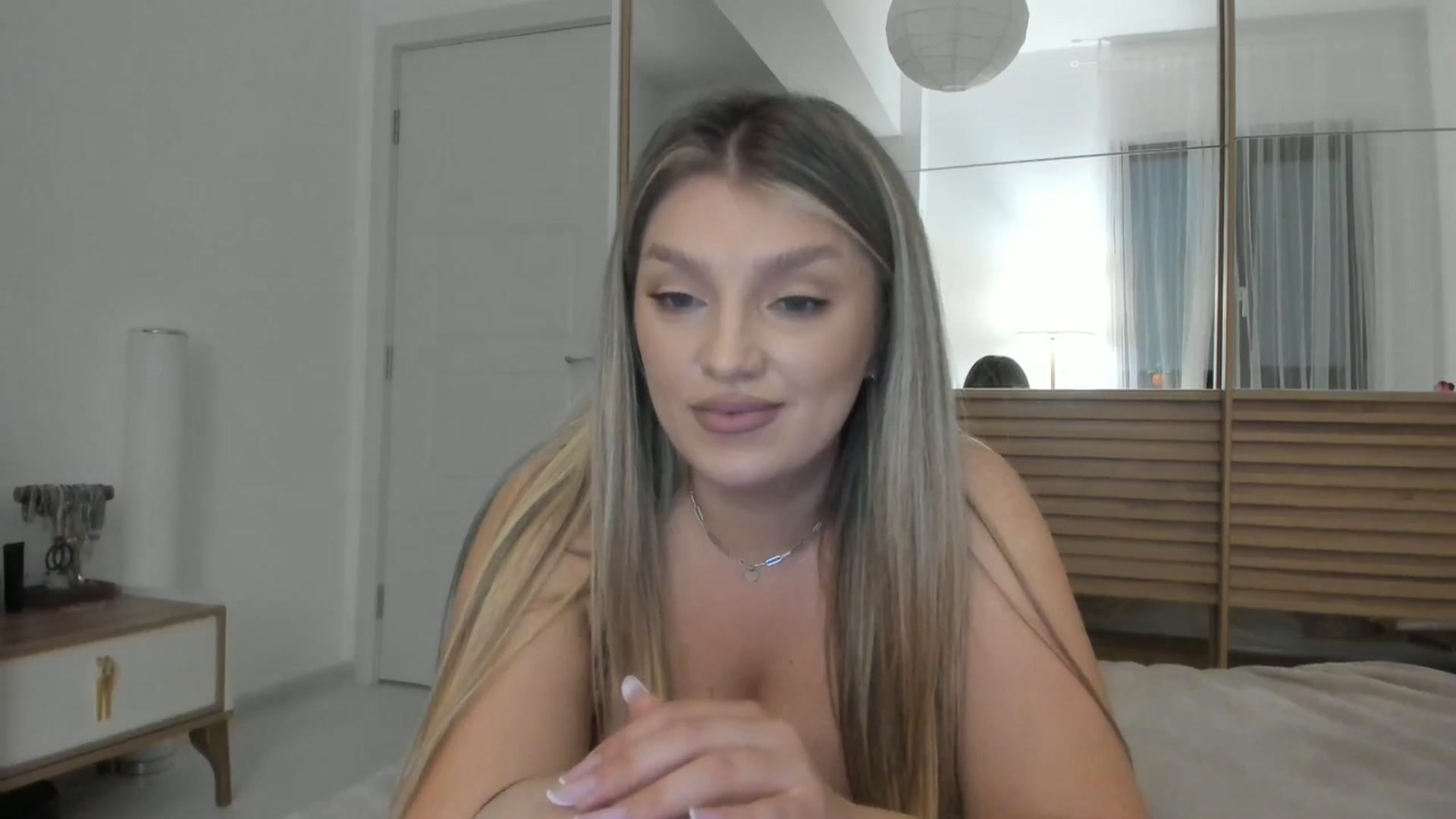 Gallery image thumbnail from WetSelf's myfreecams stream on, 10/12/2023, 21:31 image 9 of 20