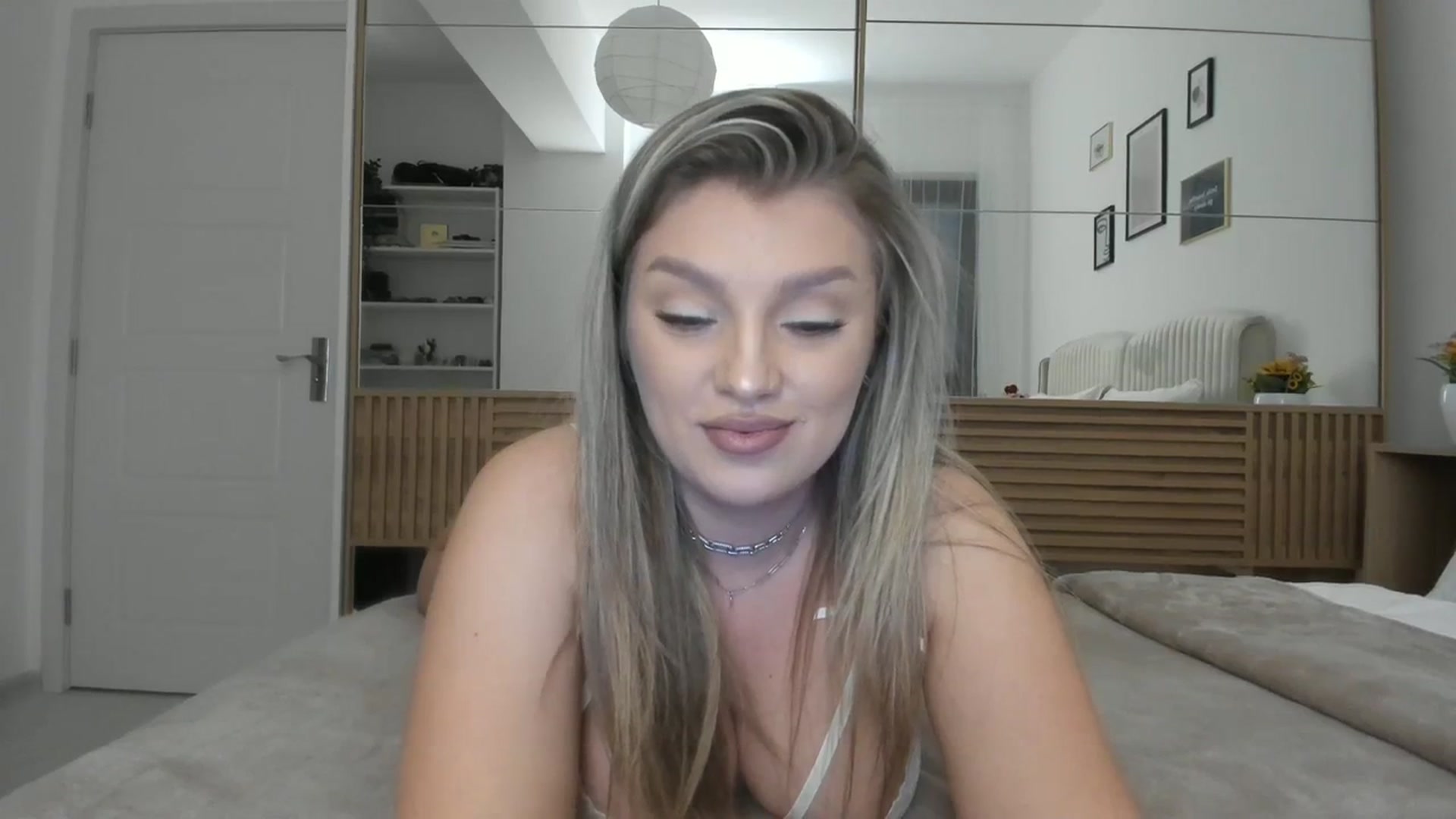 Gallery image thumbnail from WetSelf's myfreecams stream on, 11/06/2023, 18:43 image 16 of 20