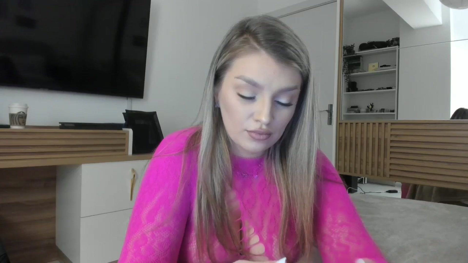Gallery image thumbnail from WetSelf's myfreecams stream on, 11/08/2023, 16:45 image 14 of 20