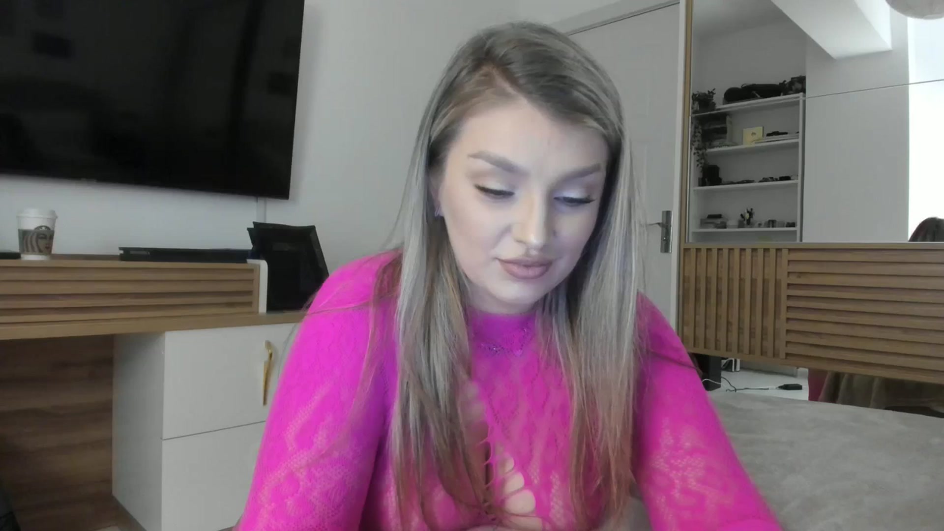 Gallery image thumbnail from WetSelf's myfreecams stream on, 11/08/2023, 16:45 image 13 of 20