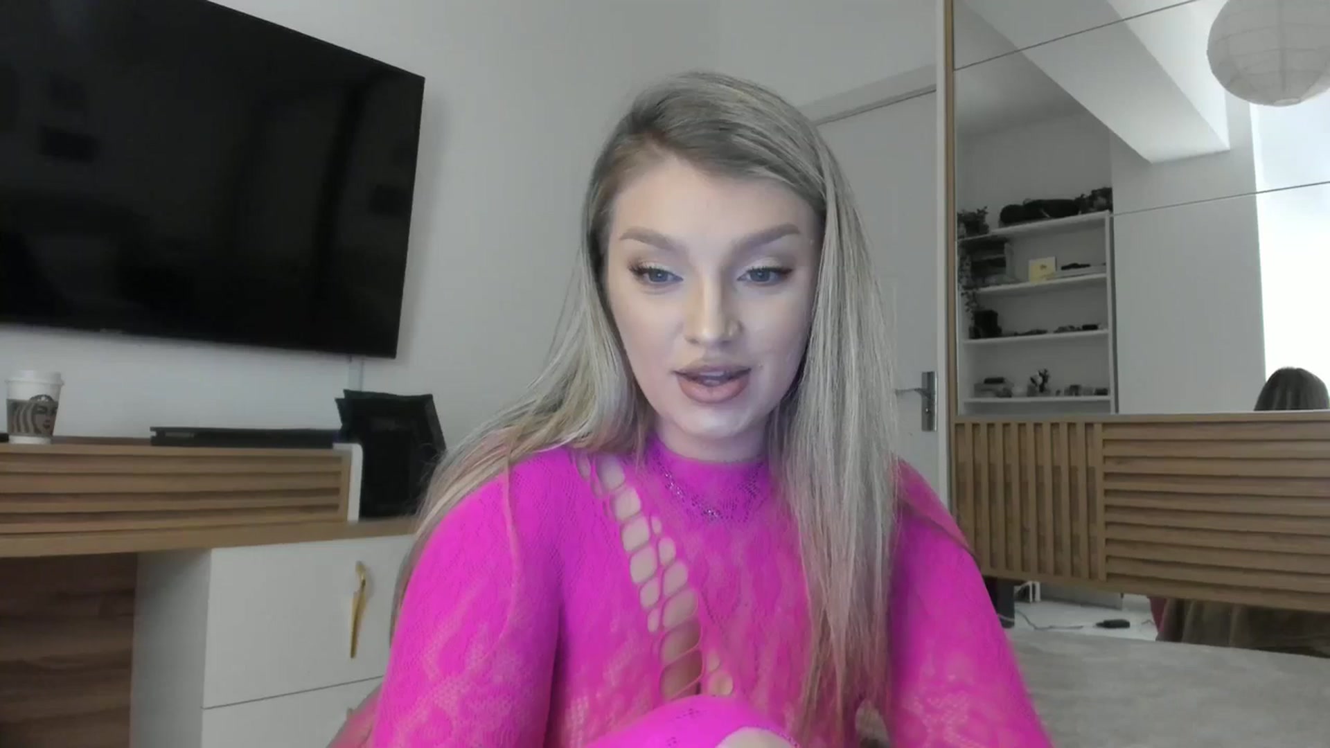 Gallery image thumbnail from WetSelf's myfreecams stream on, 11/08/2023, 16:45 image 11 of 20