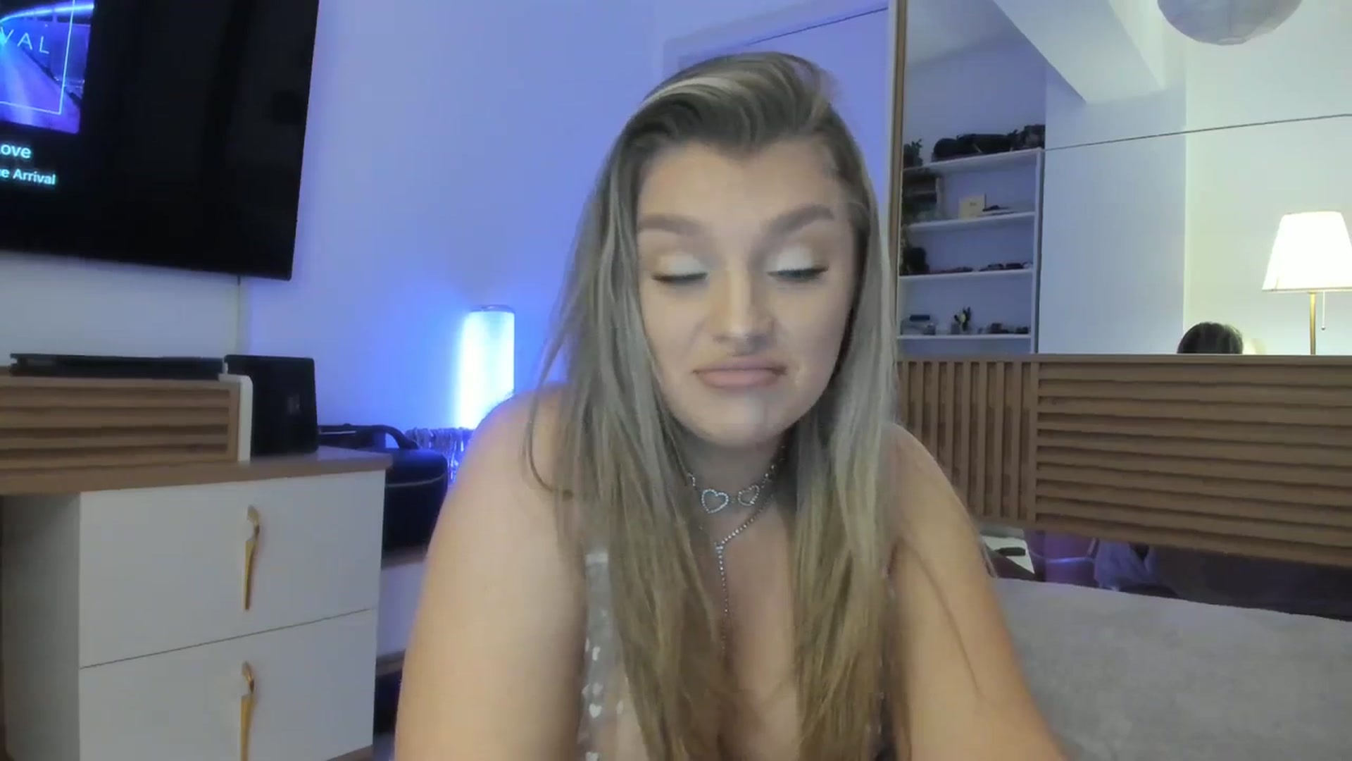 Gallery image thumbnail from WetSelf's myfreecams stream on, 11/16/2023, 16:33 image 11 of 20