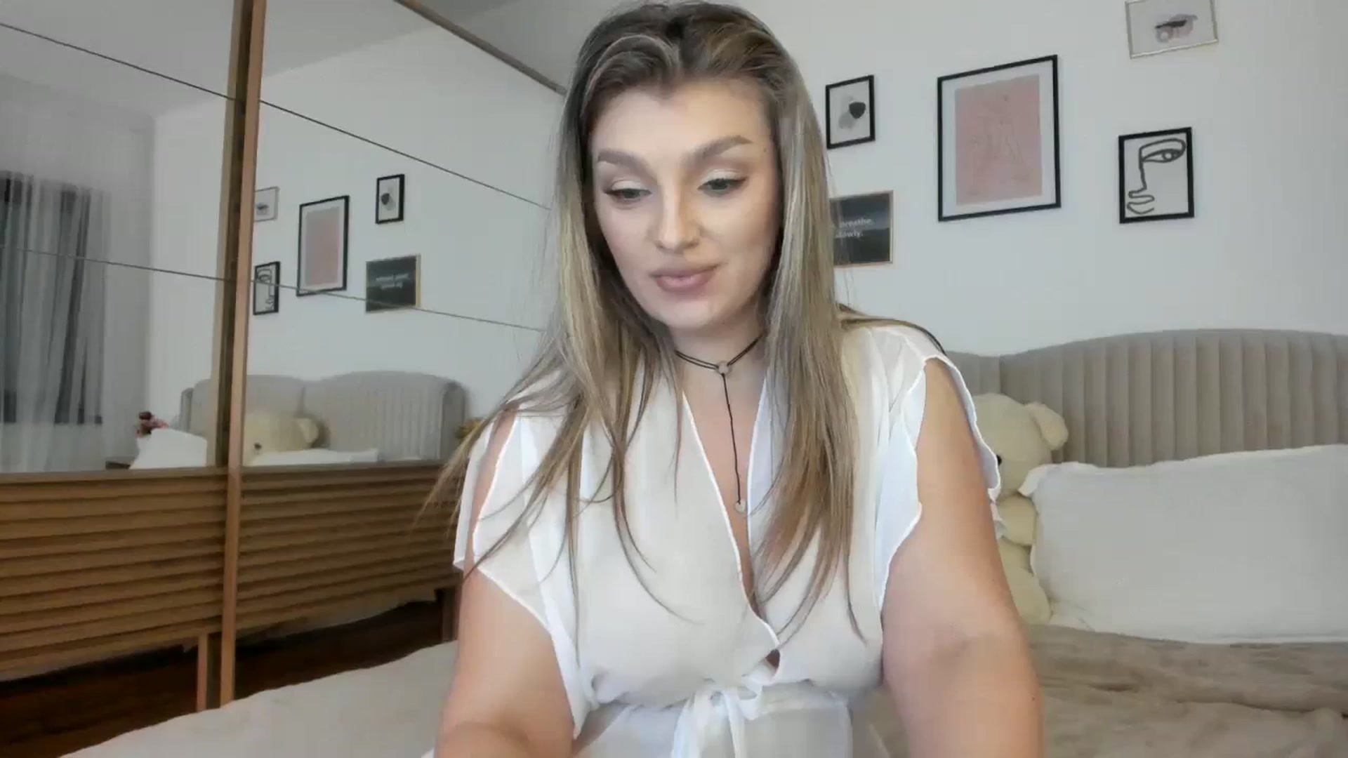 Gallery image thumbnail from WetSelf's myfreecams stream on, 12/21/2023, 22:41 image 19 of 20