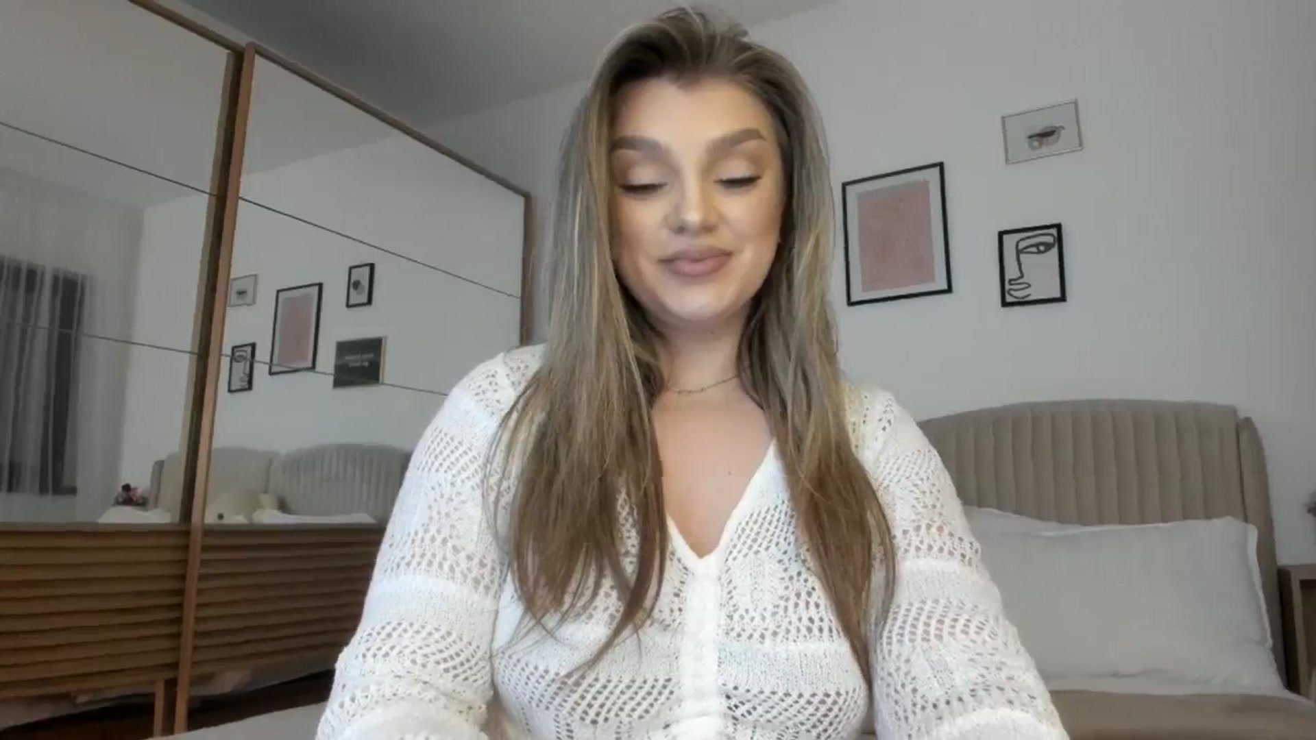 Gallery image thumbnail from WetSelf's myfreecams stream on, 02/19/2024, 23:38 image 11 of 20
