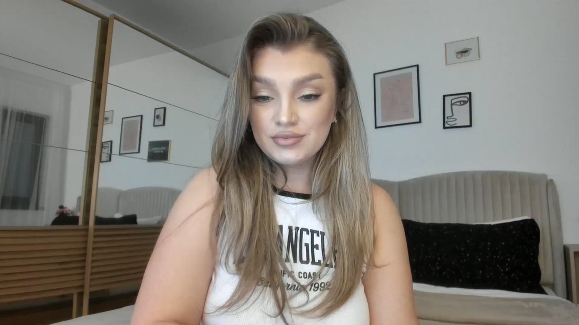 Gallery image thumbnail from WetSelf's myfreecams stream on, 03/17/2024, 17:09 image 18 of 20