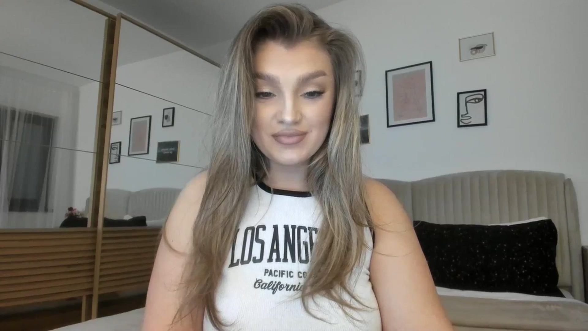 Gallery image thumbnail from WetSelf's myfreecams stream on, 03/17/2024, 17:09 image 11 of 20