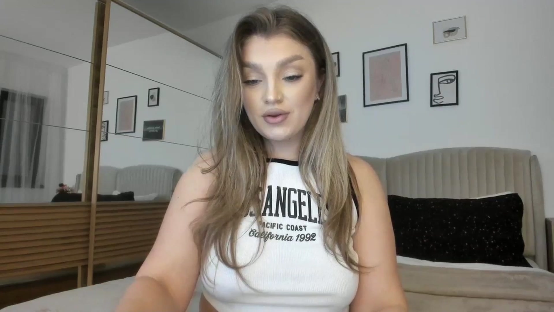 Gallery image thumbnail from WetSelf's myfreecams stream on, 03/17/2024, 21:55 image 10 of 20