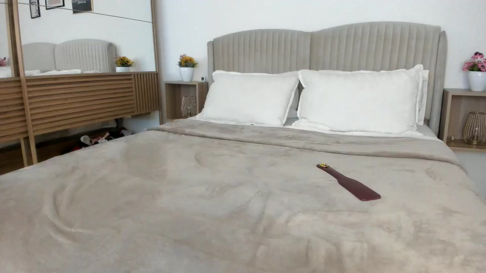 Gallery image thumbnail from WetSelf's myfreecams stream on, 06/20/2024, 20:03 image 11 of 20