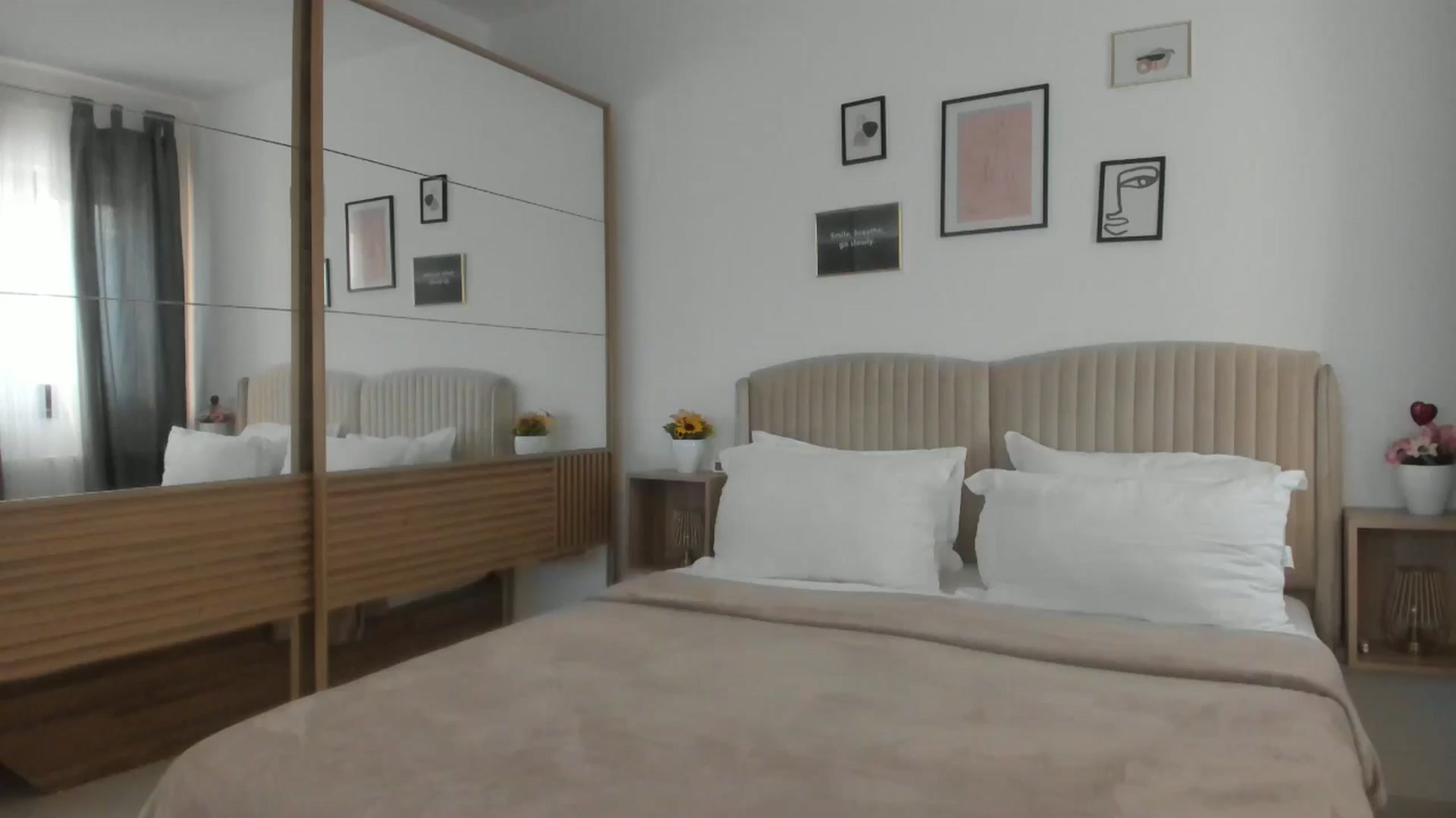 Gallery image thumbnail from WetSelf's myfreecams stream on, 08/07/2024, 16:51 image 16 of 20