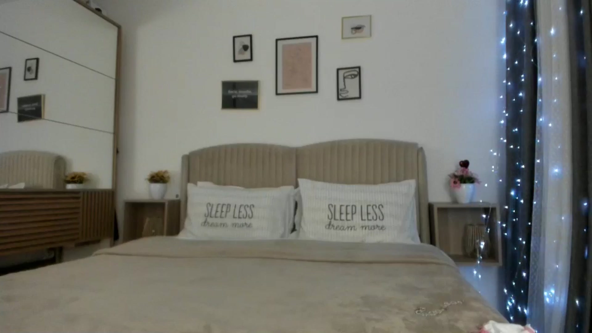 Gallery image thumbnail from WetSelf's myfreecams stream on, 02/06/2025, 20:26 image 4 of 20