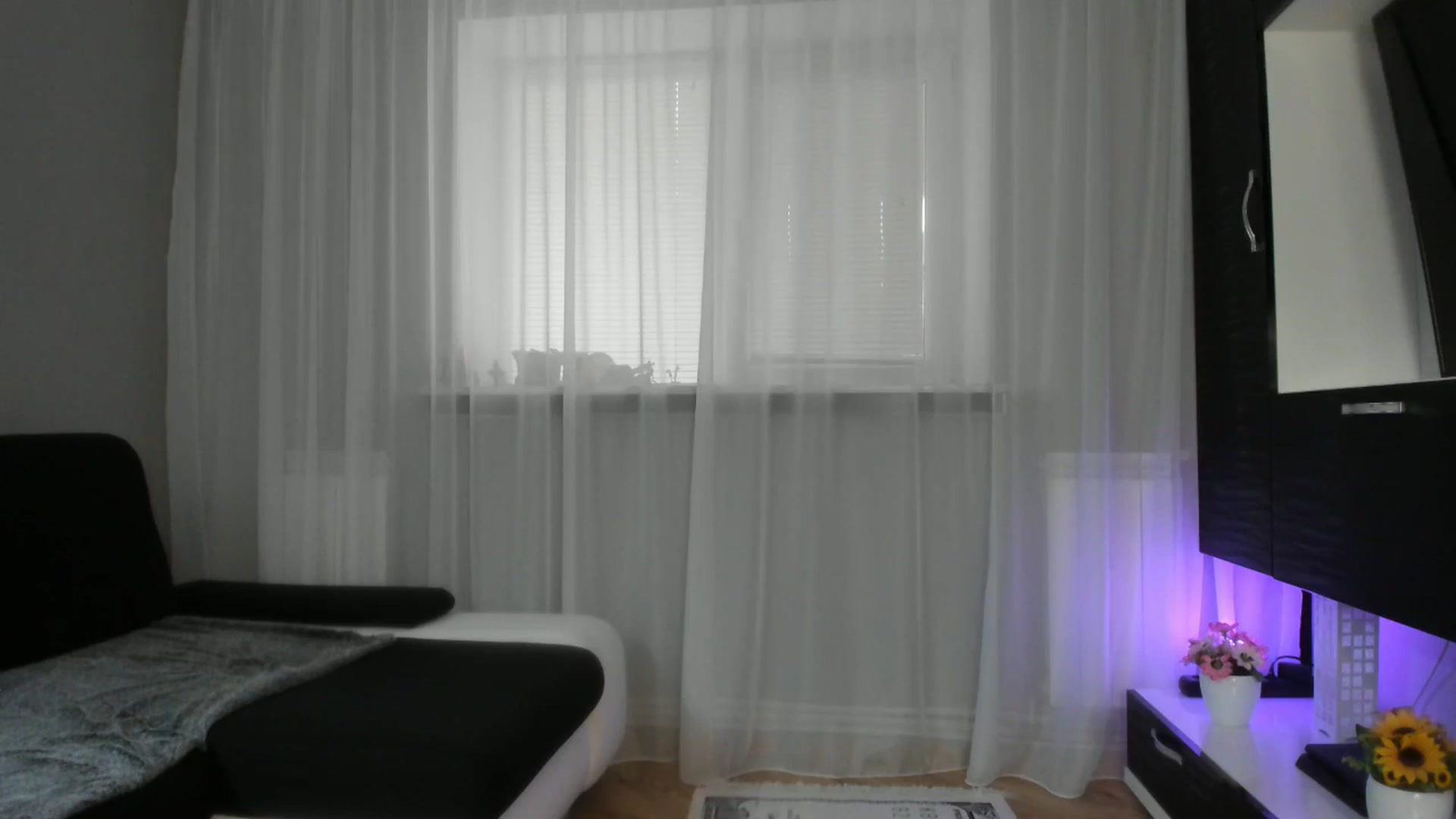 Gallery image thumbnail from WetSelf's myfreecams stream on, 03/24/2025, 10:37 image 17 of 20