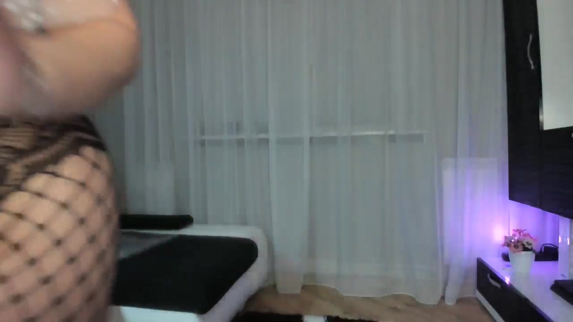 Gallery image thumbnail from WetSelf's myfreecams stream on, 03/28/2025, 16:23 image 11 of 20