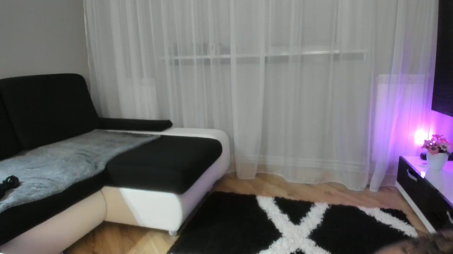 Gallery image thumbnail from WetSelf's myfreecams stream on, 03/28/2025, 16:23 image 18 of 20