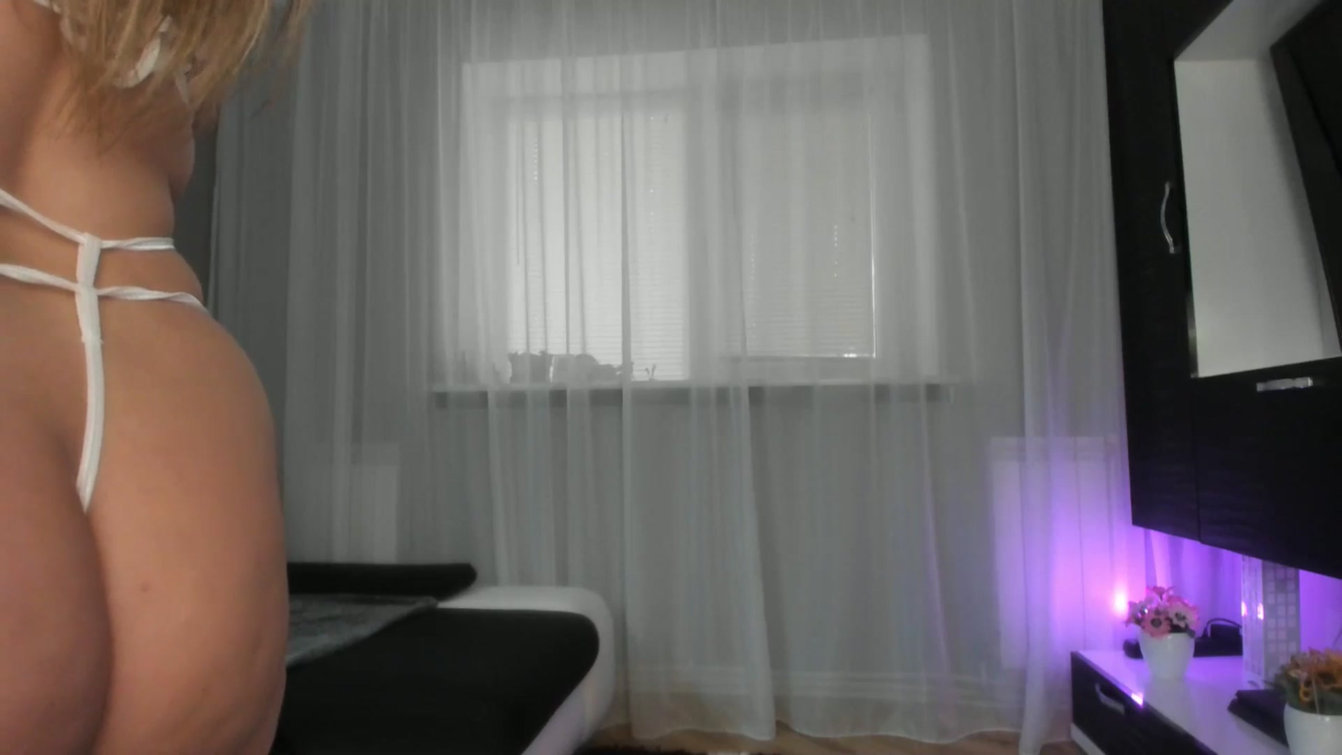 Gallery image thumbnail from WetSelf's myfreecams stream on, 04/01/2025, 15:11 image 12 of 20