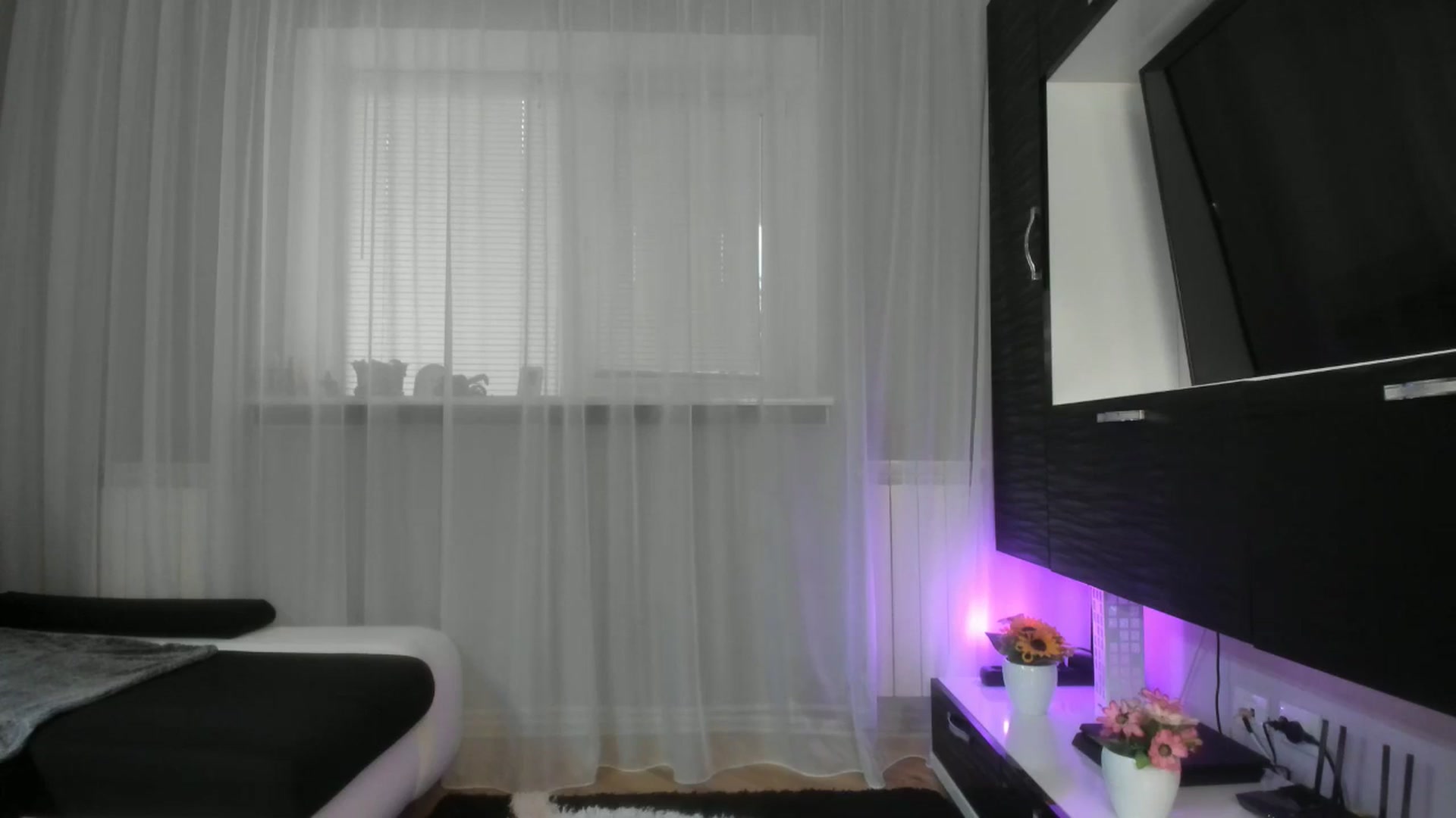 Gallery image thumbnail from WetSelf's myfreecams stream on, 04/19/2025, 09:01 image 14 of 20