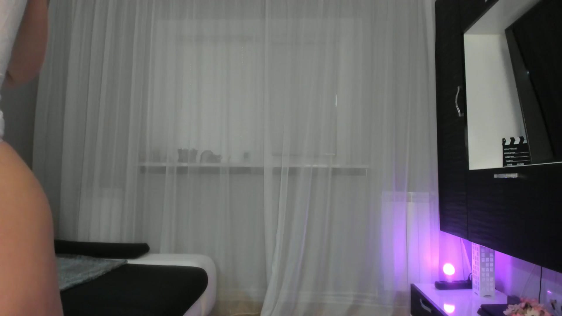 Gallery image thumbnail from WetSelf's myfreecams stream on, 05/09/2025, 09:32 image 8 of 20