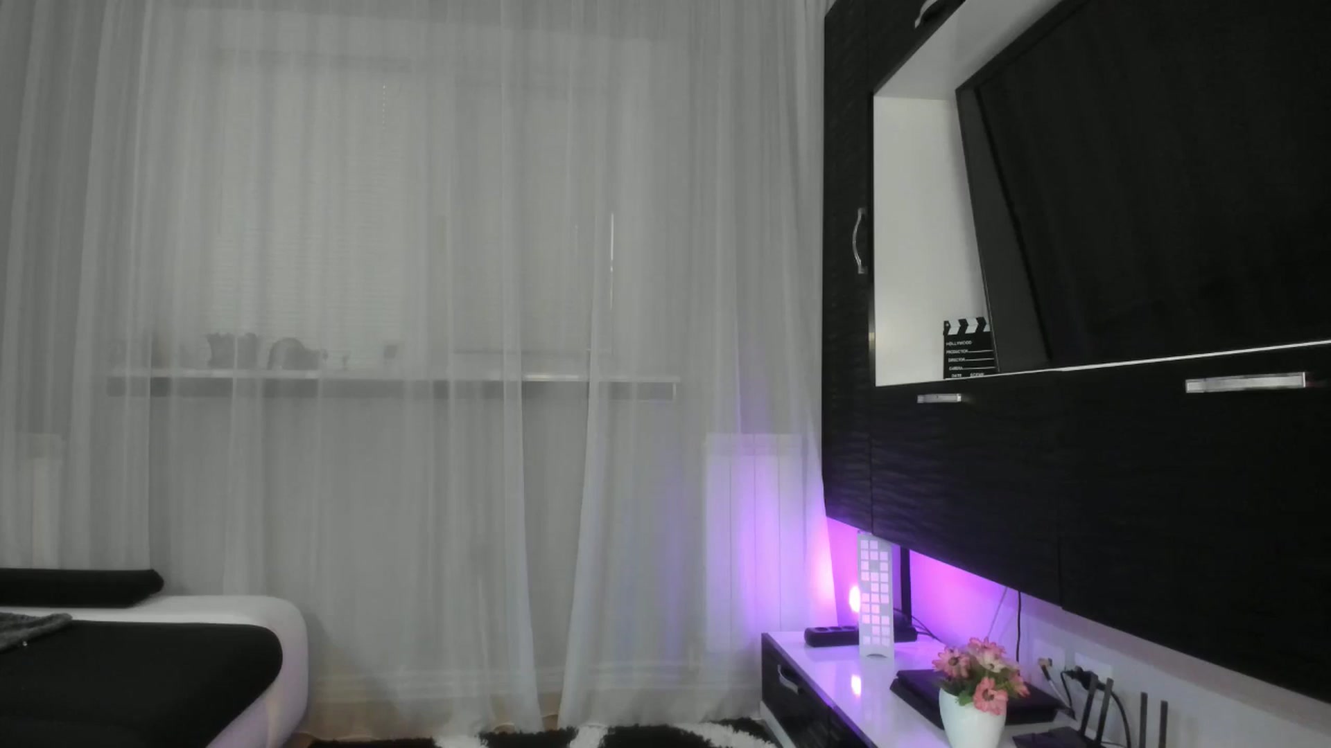 Gallery image thumbnail from WetSelf's myfreecams stream on, 05/14/2025, 10:58 image 6 of 20