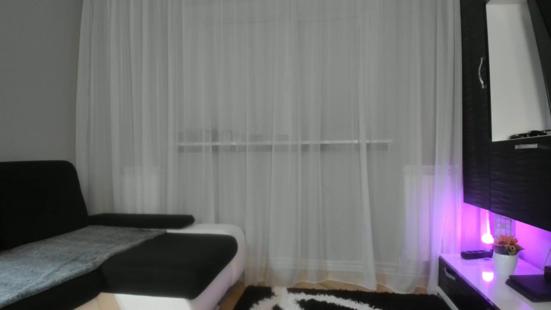 Gallery image thumbnail from WetSelf's myfreecams stream on, 06/18/2025, 07:34 image 10 of 20