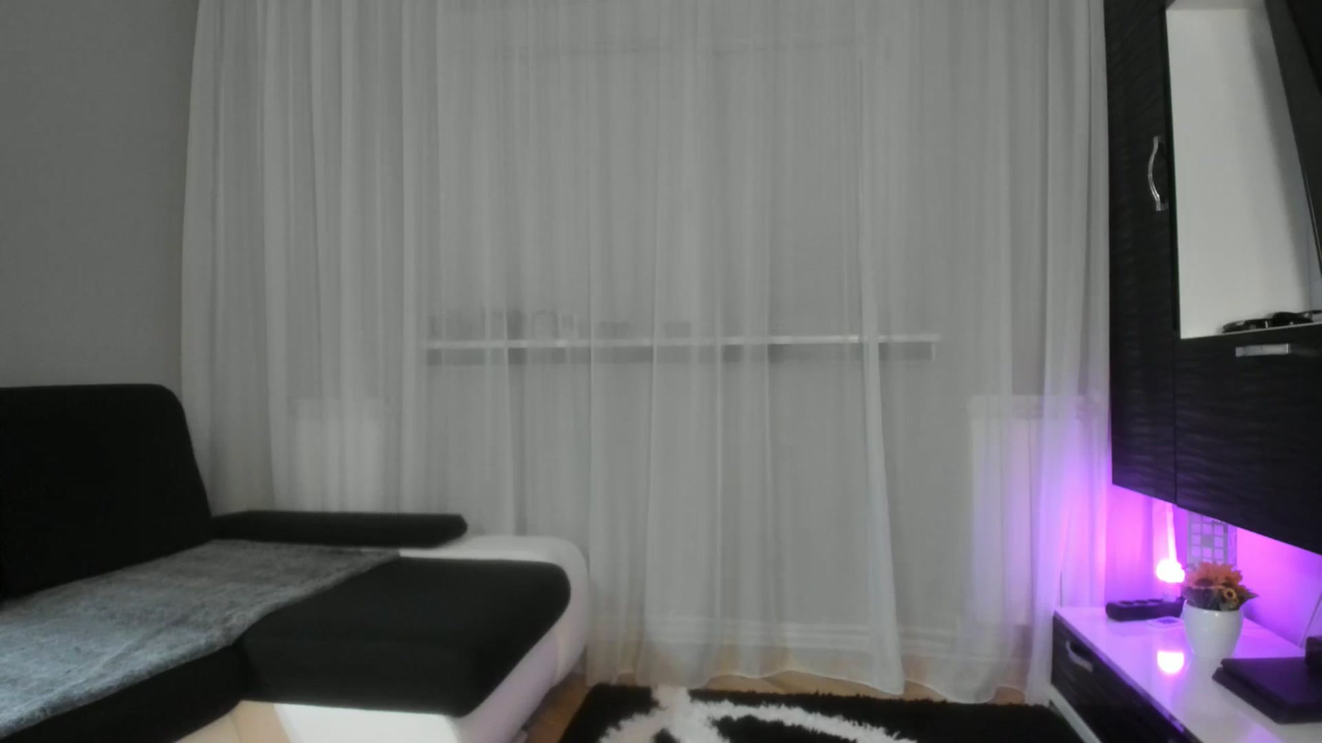 Gallery image thumbnail from WetSelf's myfreecams stream on, 06/18/2025, 07:34 image 9 of 20