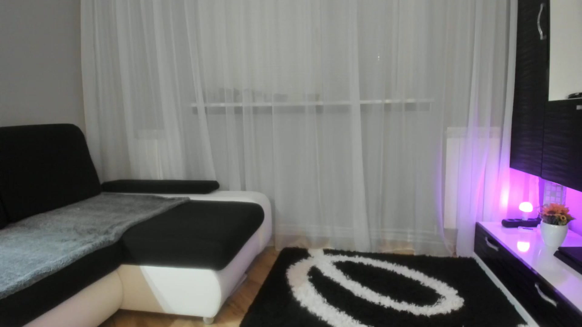 Gallery image thumbnail from WetSelf's myfreecams stream on, 06/19/2025, 09:45 image 9 of 20