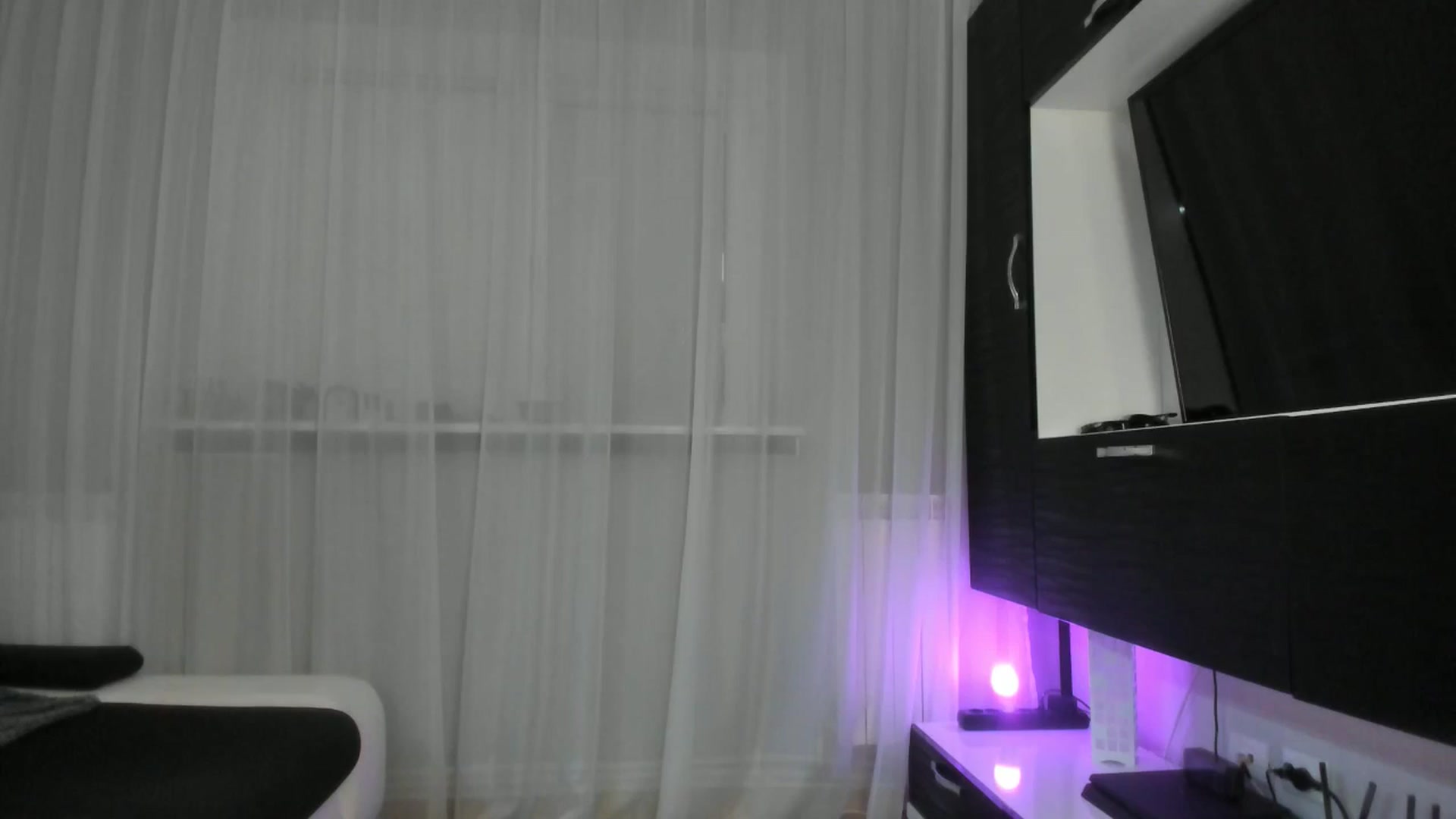 Gallery image thumbnail from WetSelf's myfreecams stream on, 06/23/2025, 09:44 image 2 of 20