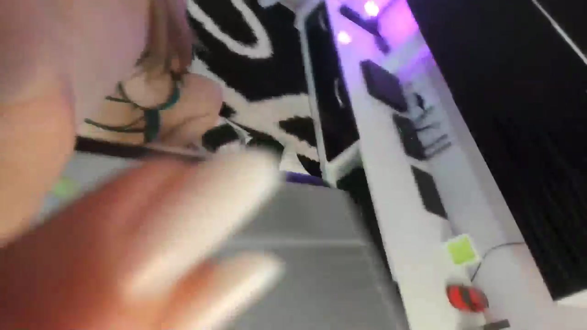Gallery image thumbnail from WetSelf's myfreecams stream on, 08/08/2025, 09:50 image 9 of 20