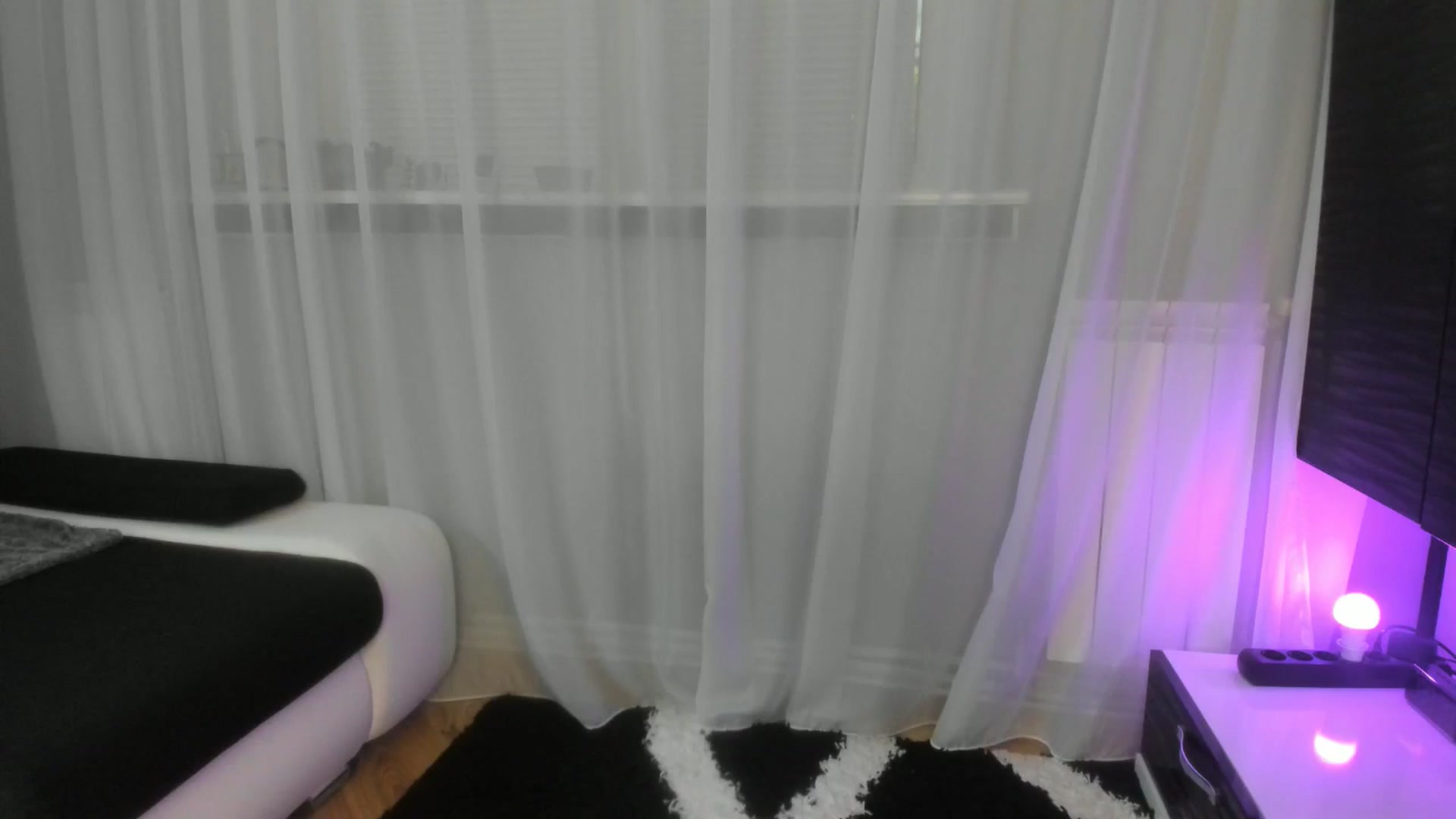 Gallery image thumbnail from WetSelf's myfreecams stream on, 08/18/2025, 10:53 image 11 of 20