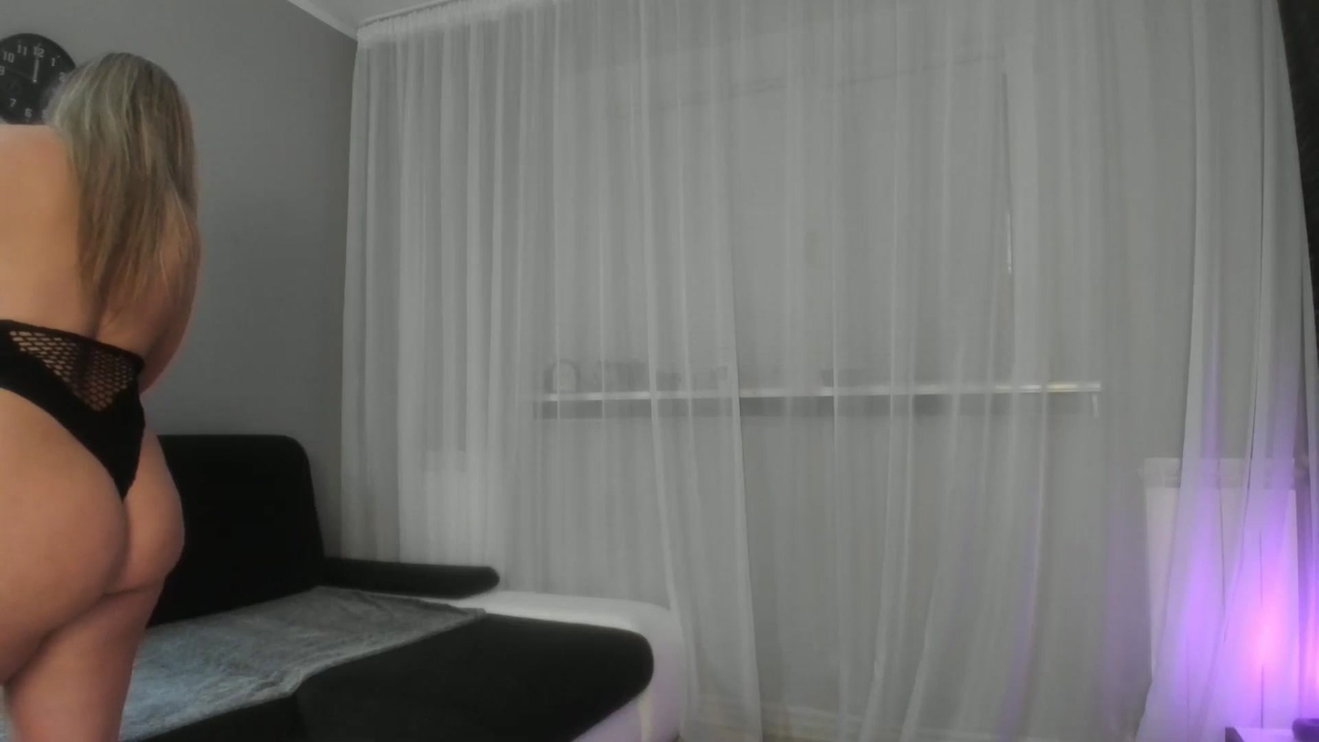 Gallery image thumbnail from WetSelf's myfreecams stream on, 10/13/2025, 09:42 image 4 of 20