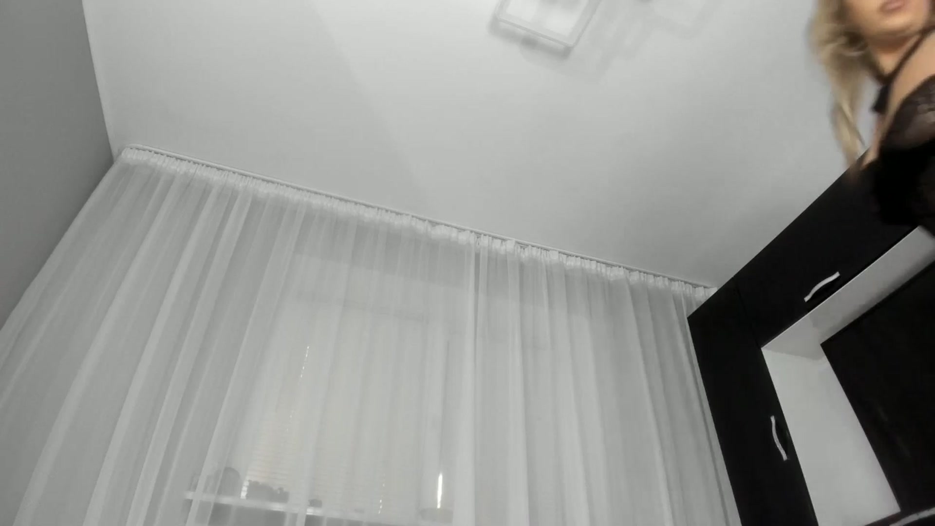 Gallery image thumbnail from WetSelf's myfreecams stream on, 10/27/2025, 11:32 image 14 of 20