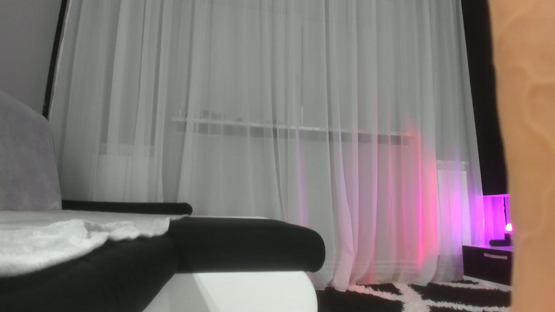 Gallery image thumbnail from WetSelf's myfreecams stream on, 12/06/2025, 07:35 image 8 of 20