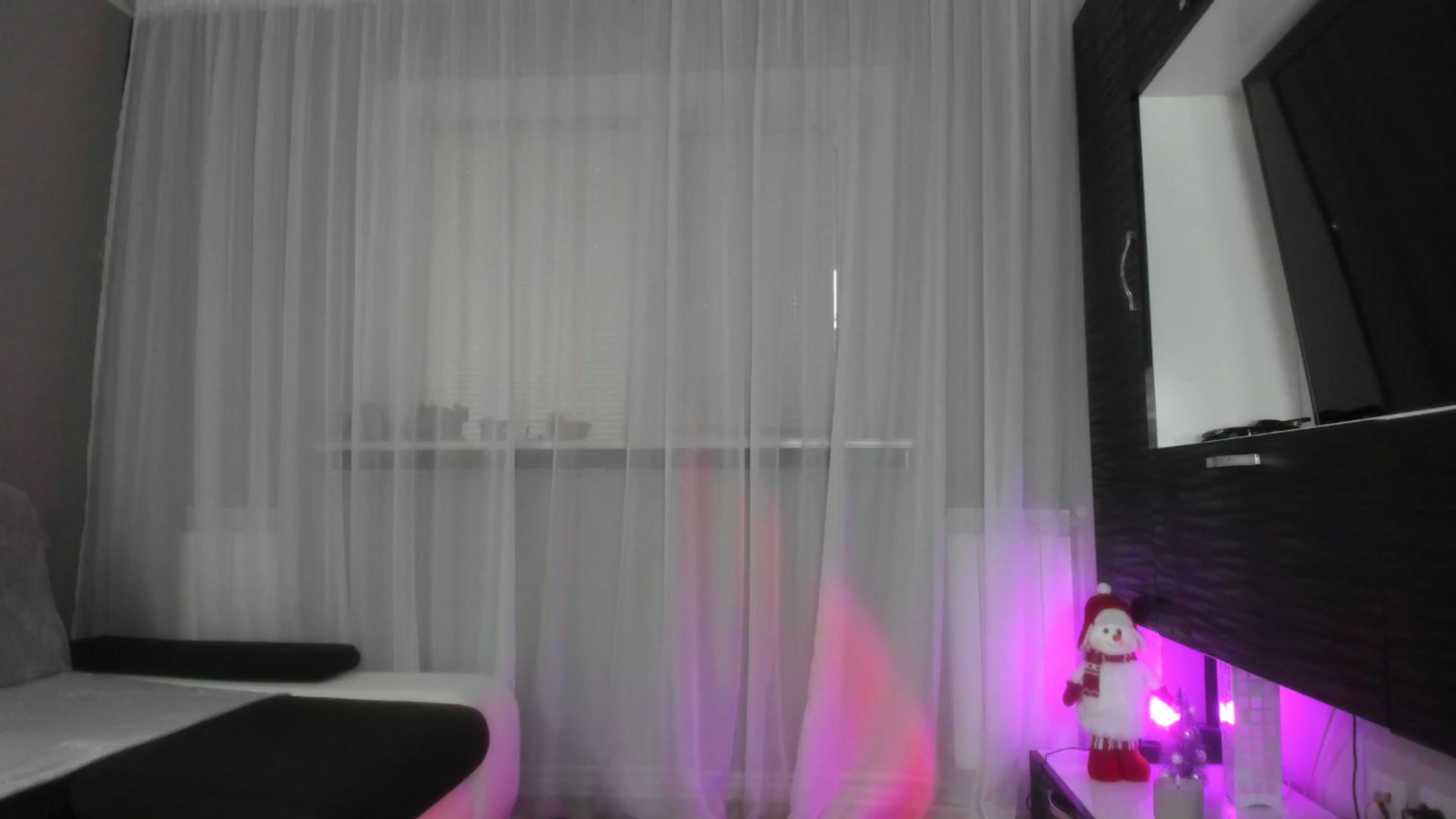 Gallery image thumbnail from WetSelf's myfreecams stream on, 12/18/2025, 08:30 image 1 of 20