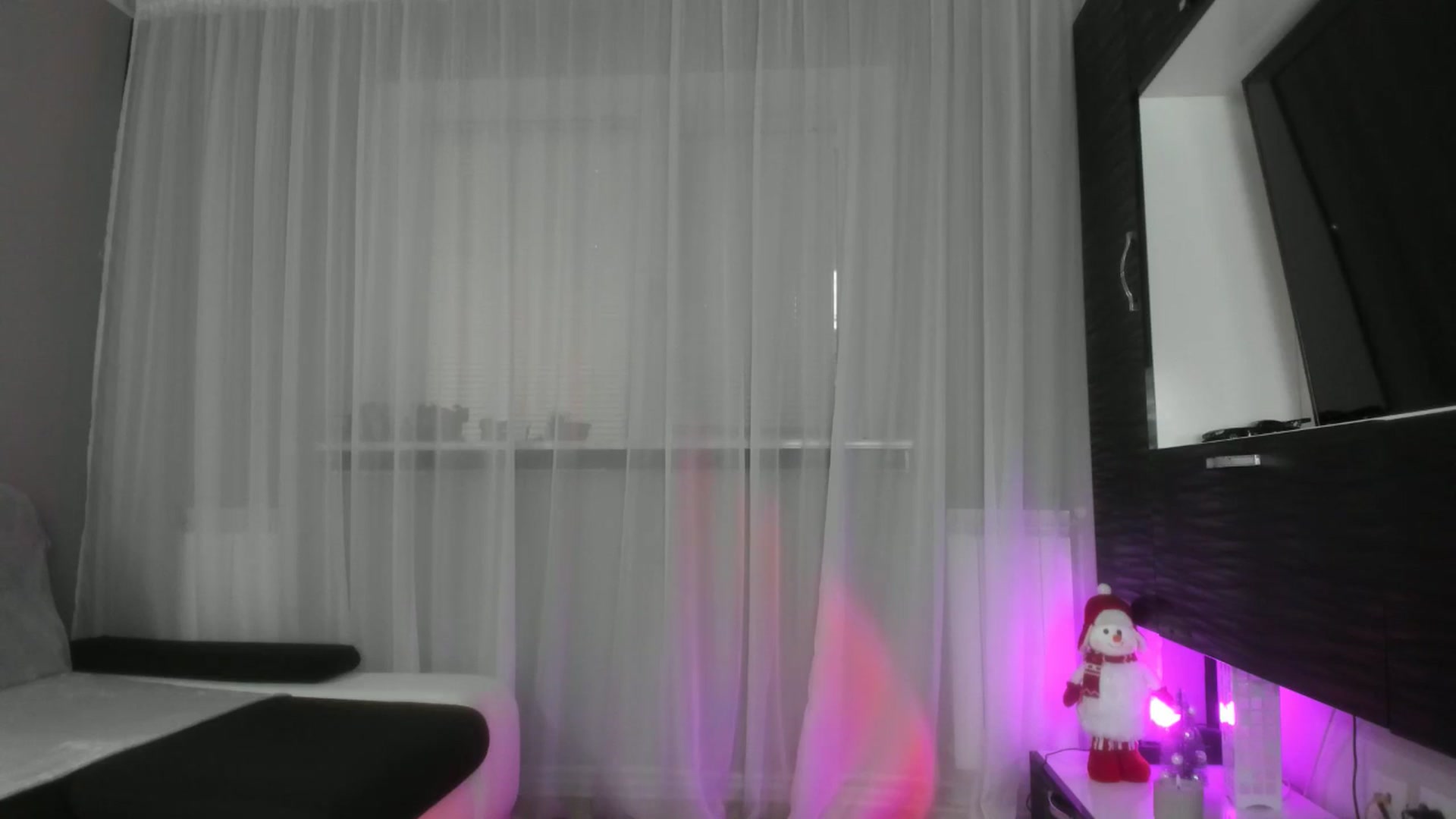 Gallery image thumbnail from WetSelf's myfreecams stream on, 12/18/2025, 08:30 image 2 of 20