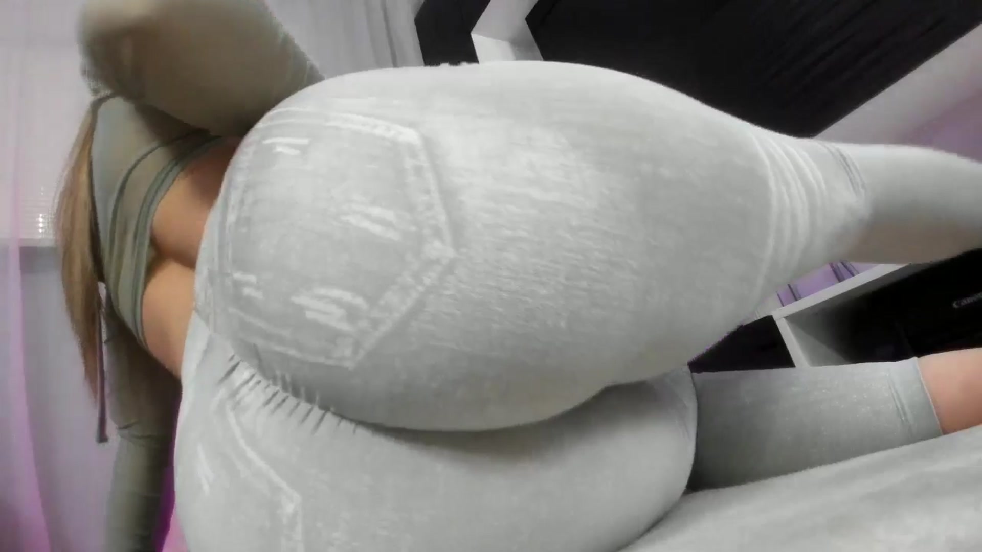 Gallery image thumbnail from WetSelf's myfreecams stream on, 02/28/2026, 08:46 image 12 of 20