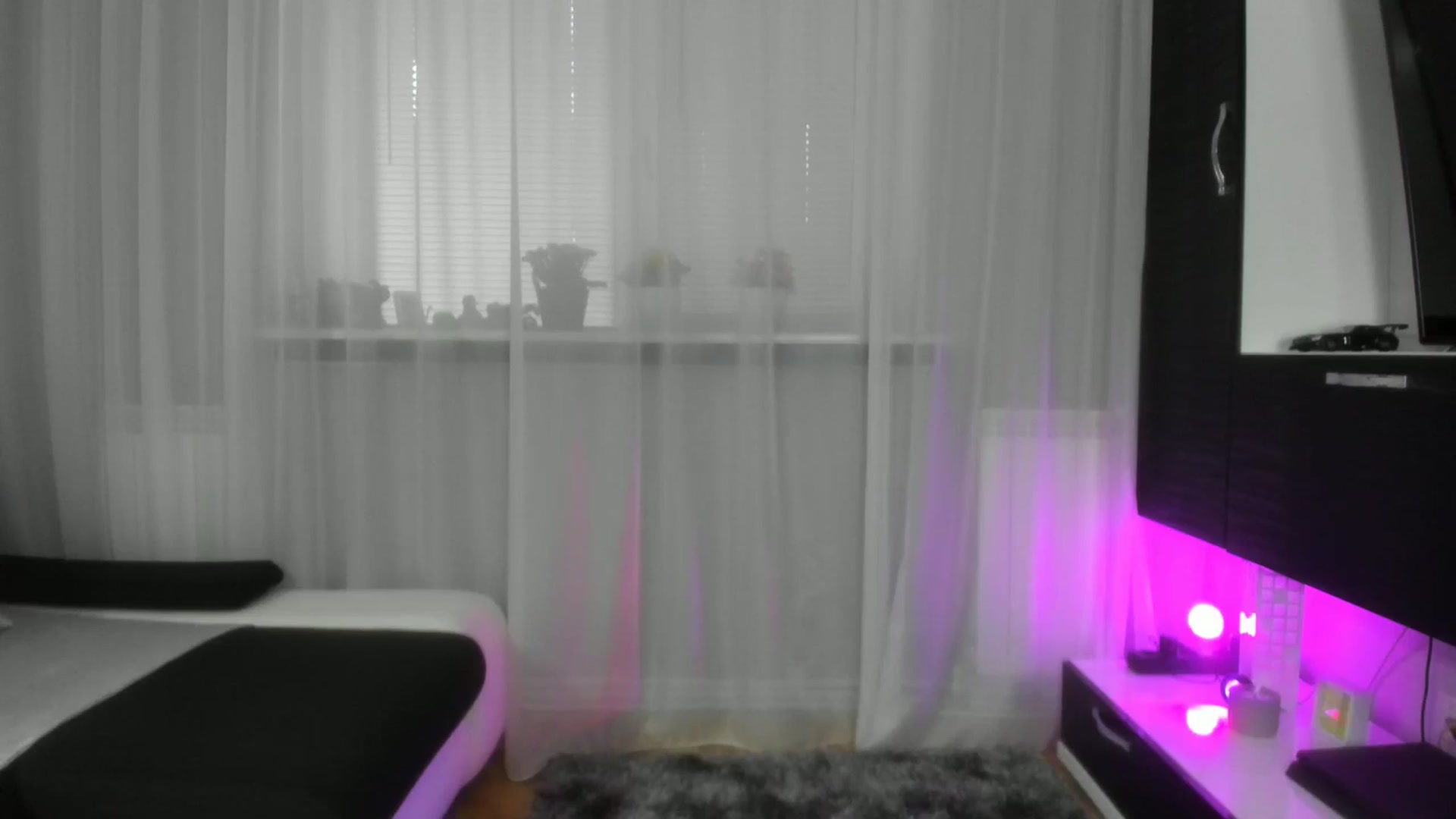 Gallery image thumbnail from WetSelf's myfreecams stream on, 03/13/2026, 09:03 image 6 of 20