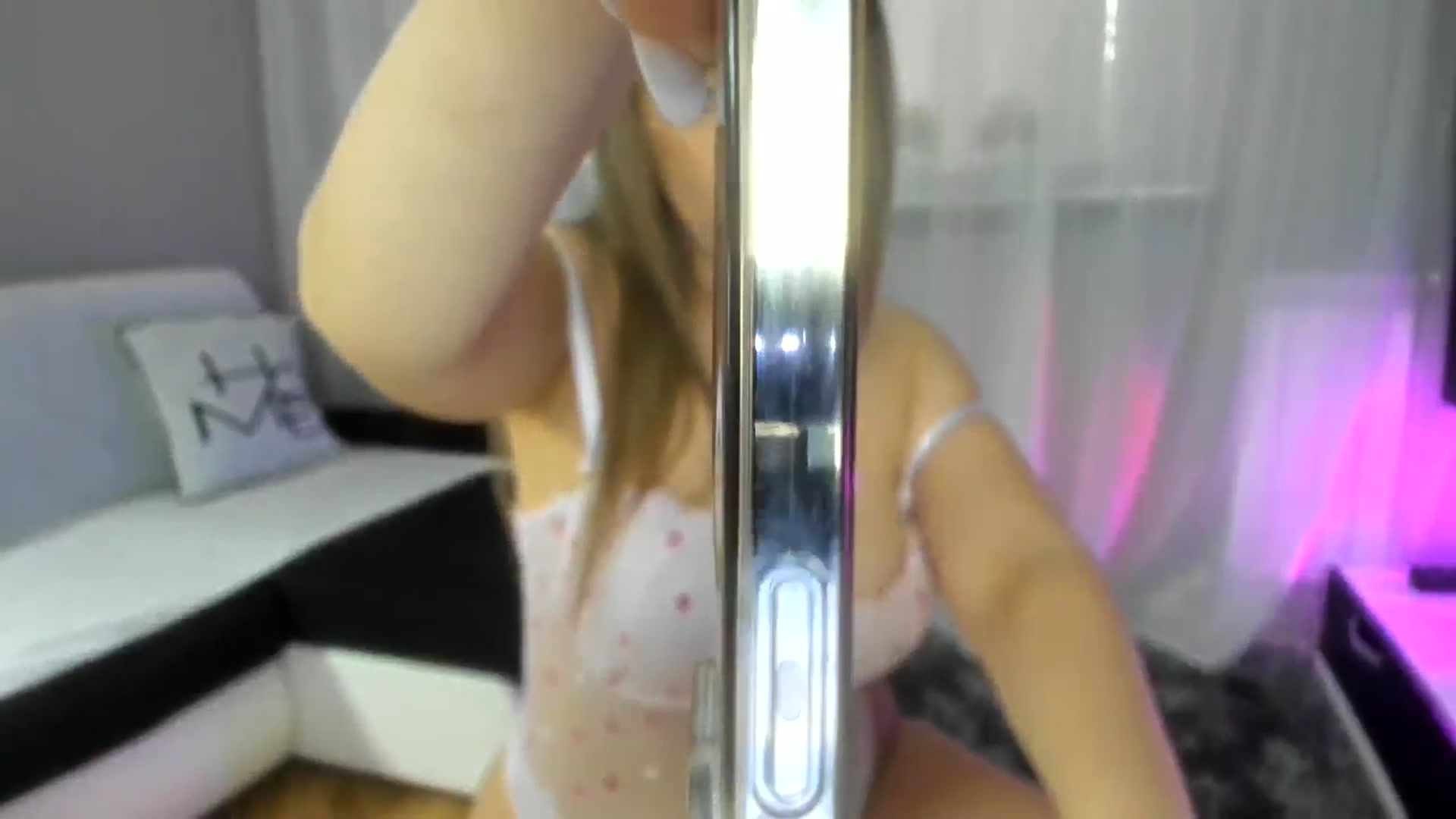 Gallery image thumbnail from WetSelf's myfreecams stream on, 03/17/2026, 09:10 image 11 of 20