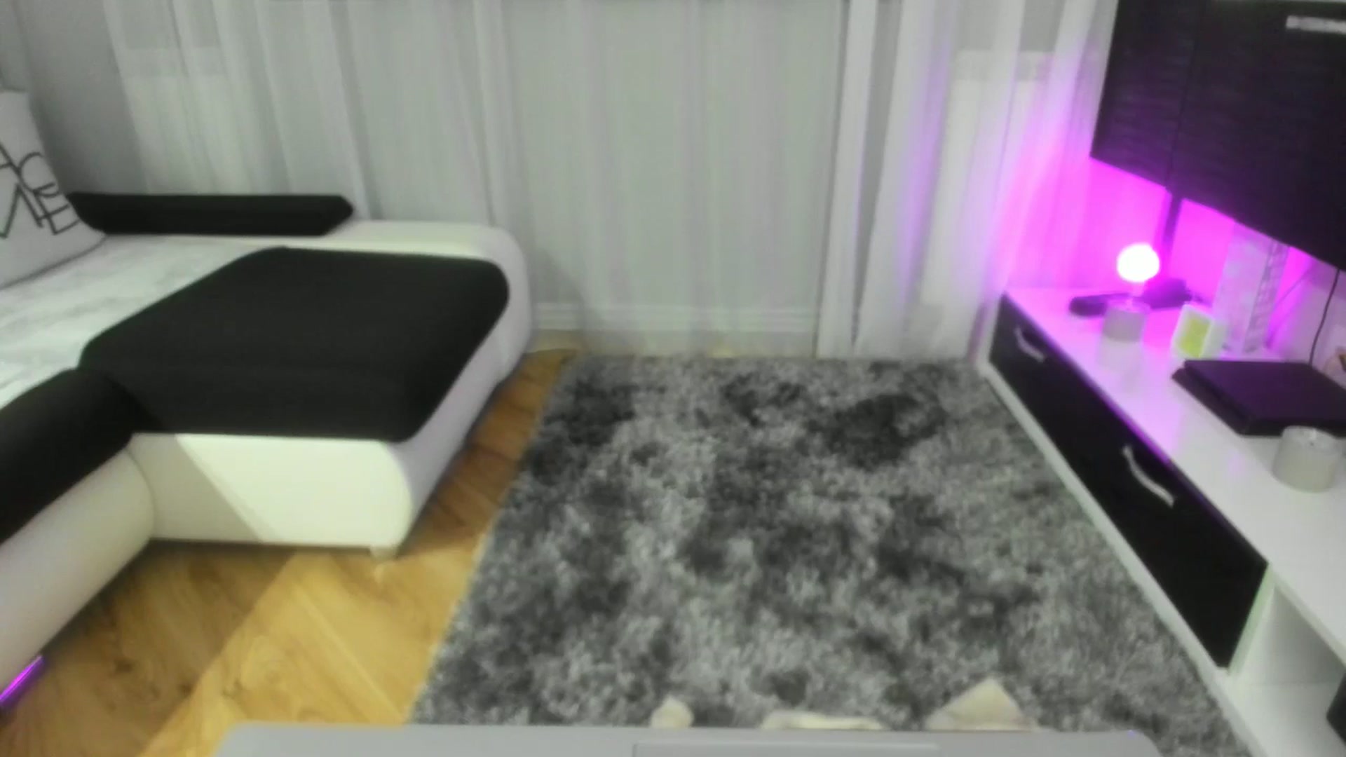 Gallery image thumbnail from WetSelf's myfreecams stream on, 04/06/2026, 18:27 image 8 of 20