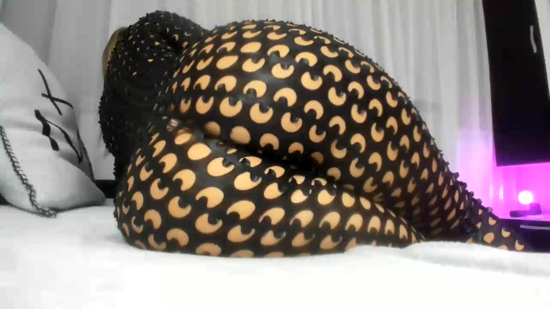 Gallery image thumbnail from WetSelf's myfreecams stream on, 09/05/2026, 08:30 image 16 of 20