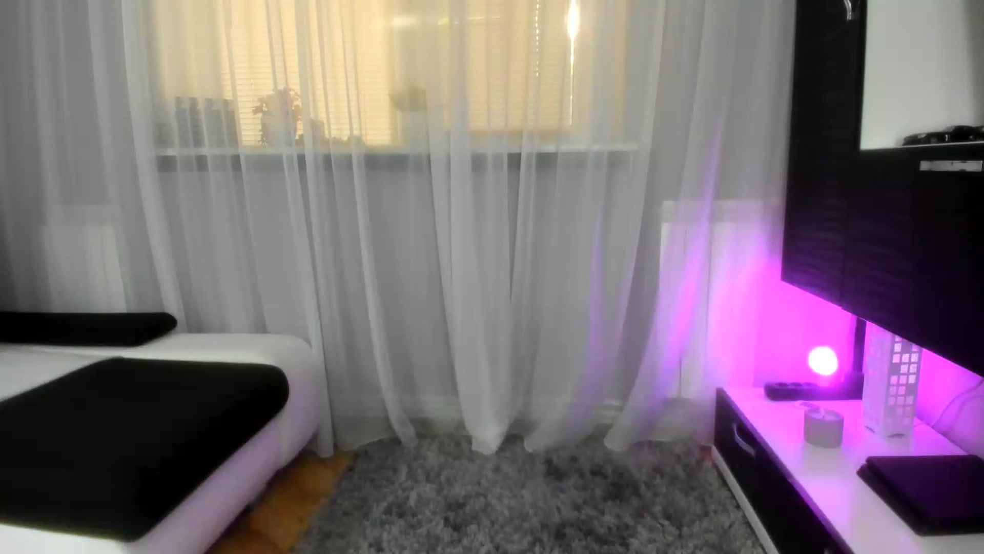 Gallery image thumbnail from WetSelf's myfreecams stream on, 09/05/2026, 11:47 image 10 of 20