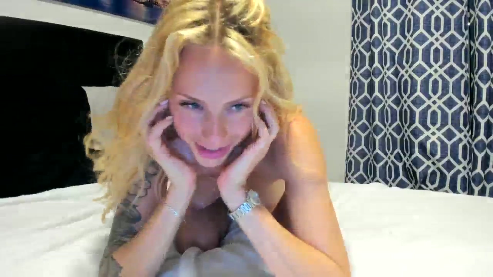 Gallery image thumbnail from Wet_Princess's myfreecams stream on, 03/05/2024, 04:24 image 4 of 20