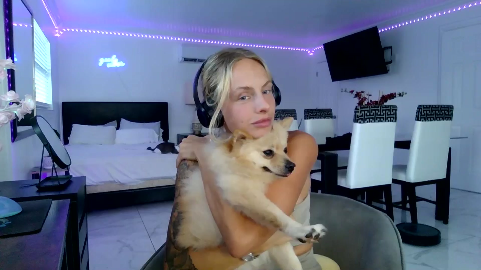 Gallery image thumbnail from Wet_Princess's myfreecams stream on, 05/28/2024, 23:11 image 1 of 20