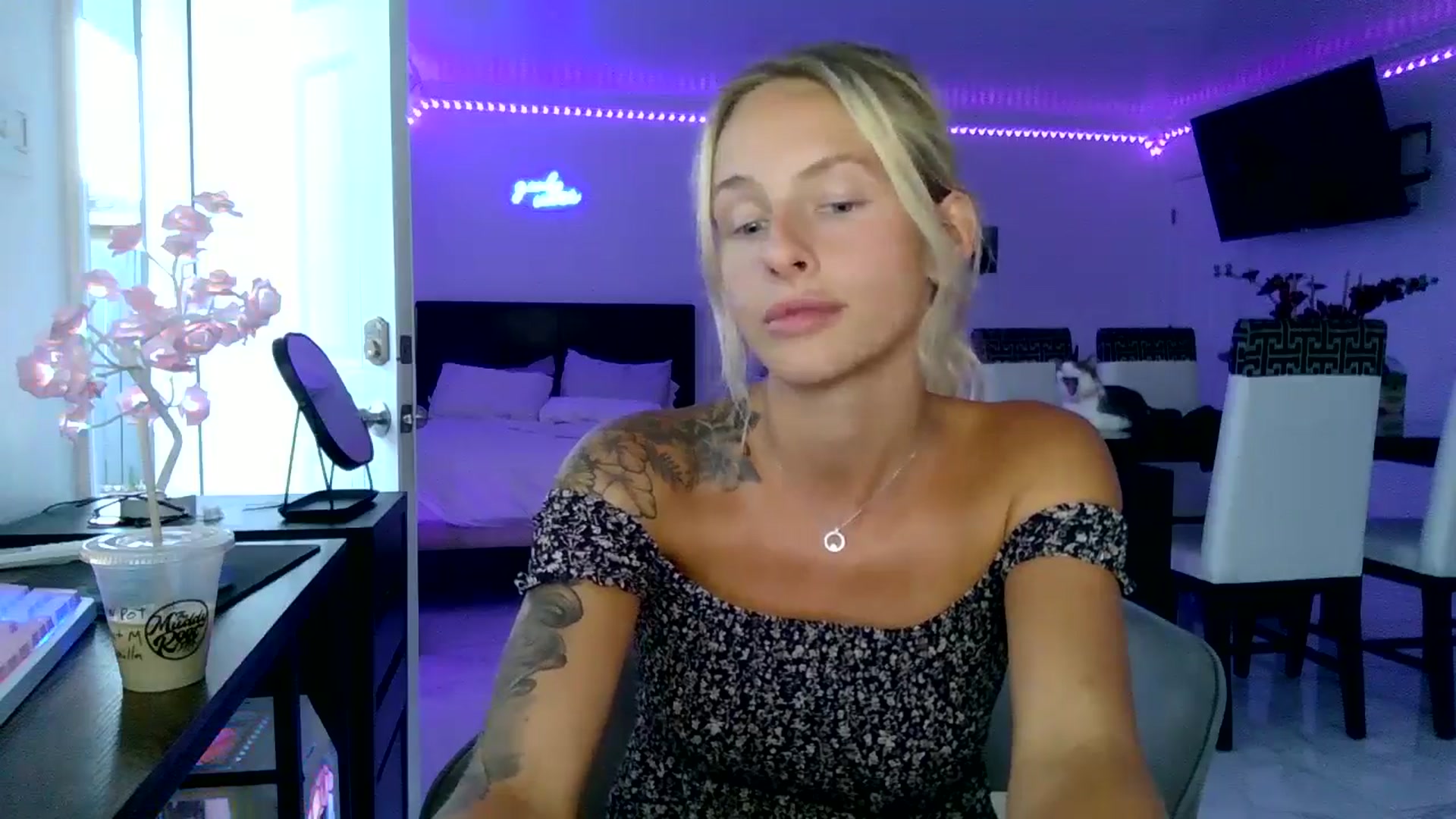 Gallery image thumbnail from Wet_Princess's myfreecams stream on, 05/30/2024, 24:31 image 14 of 20