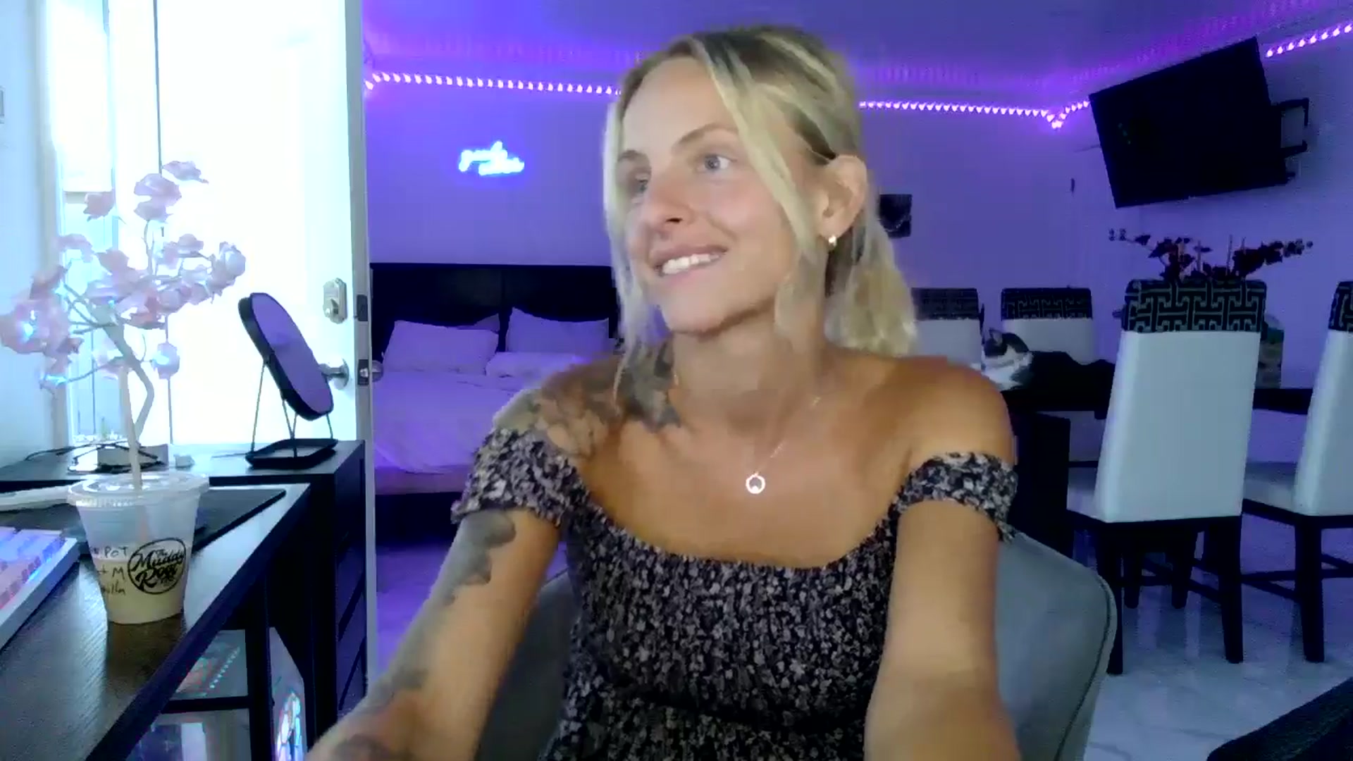 Gallery image thumbnail from Wet_Princess's myfreecams stream on, 05/30/2024, 24:31 image 13 of 20