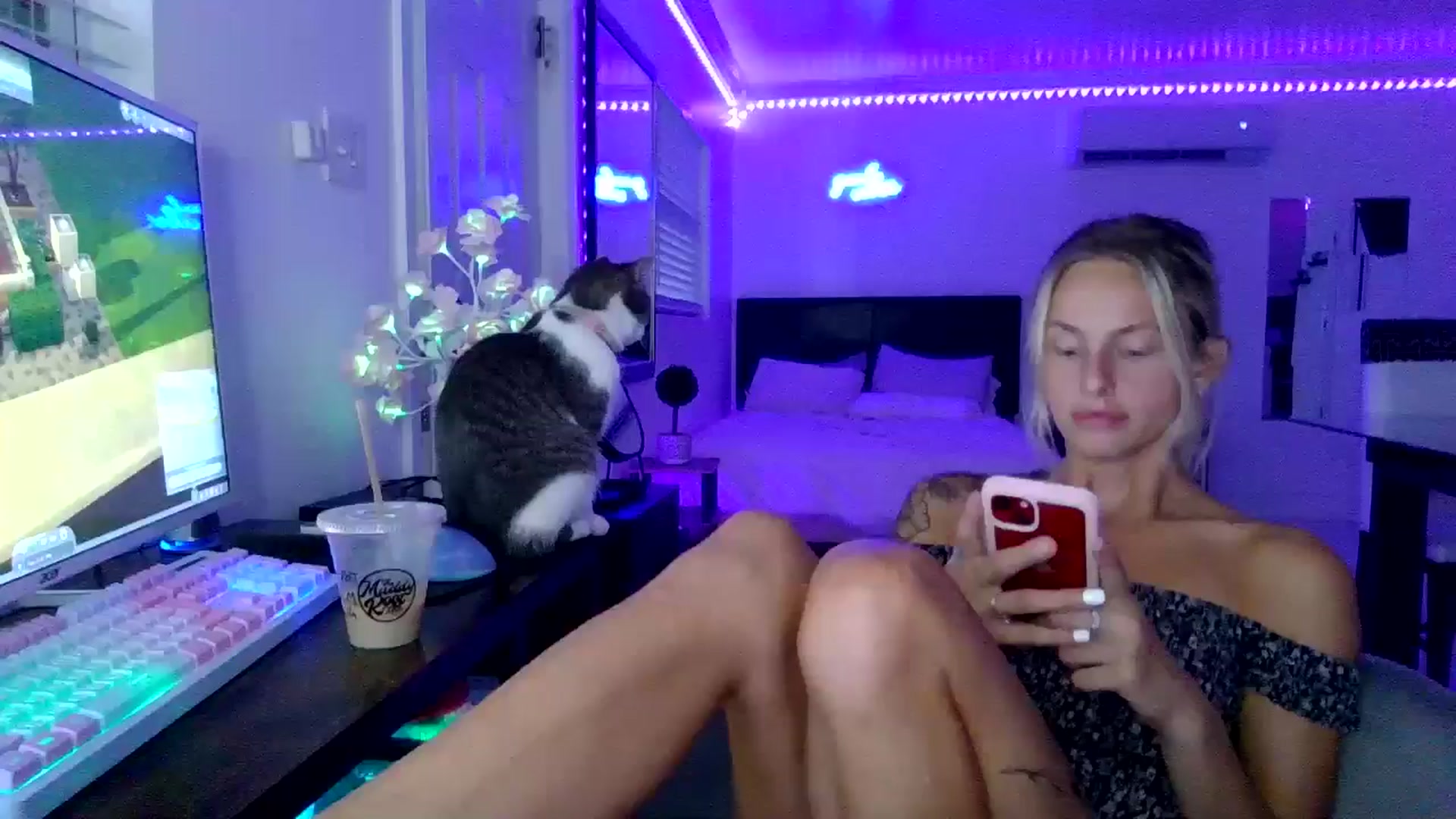 Gallery image thumbnail from Wet_Princess's myfreecams stream on, 05/30/2024, 24:31 image 20 of 20