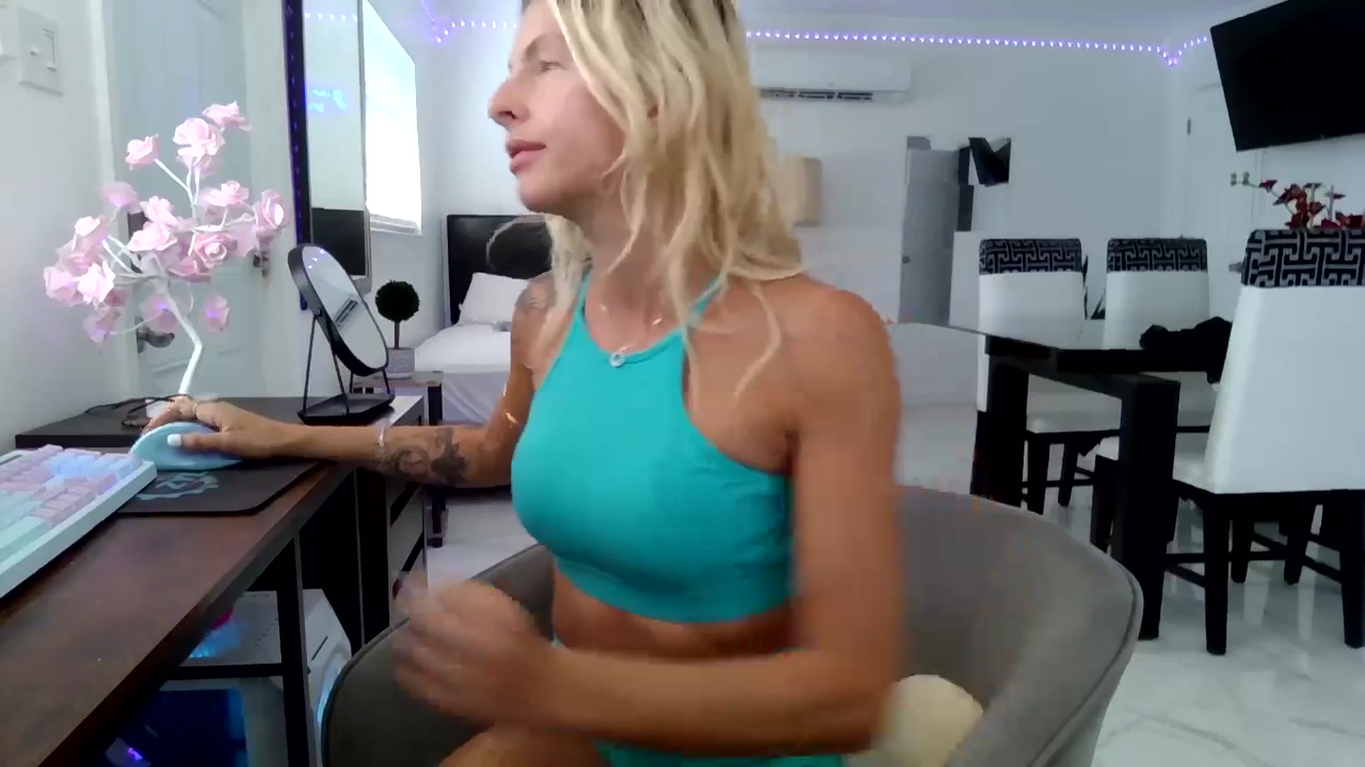 Gallery image thumbnail from Wet_Princess's myfreecams stream on, 05/30/2024, 13:37 image 15 of 20