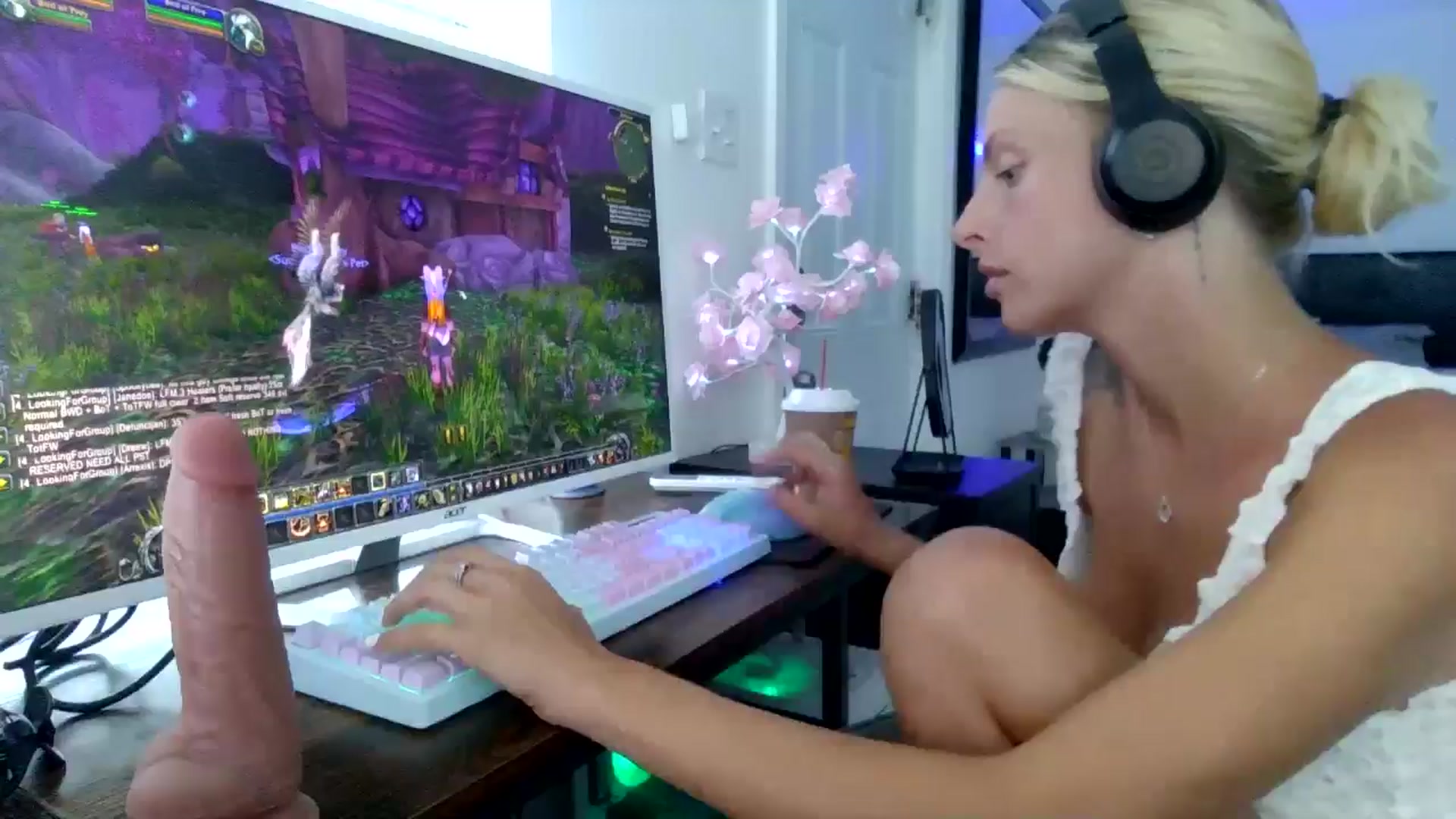 Gallery image thumbnail from Wet_Princess's myfreecams stream on, 06/02/2024, 23:09 image 16 of 20
