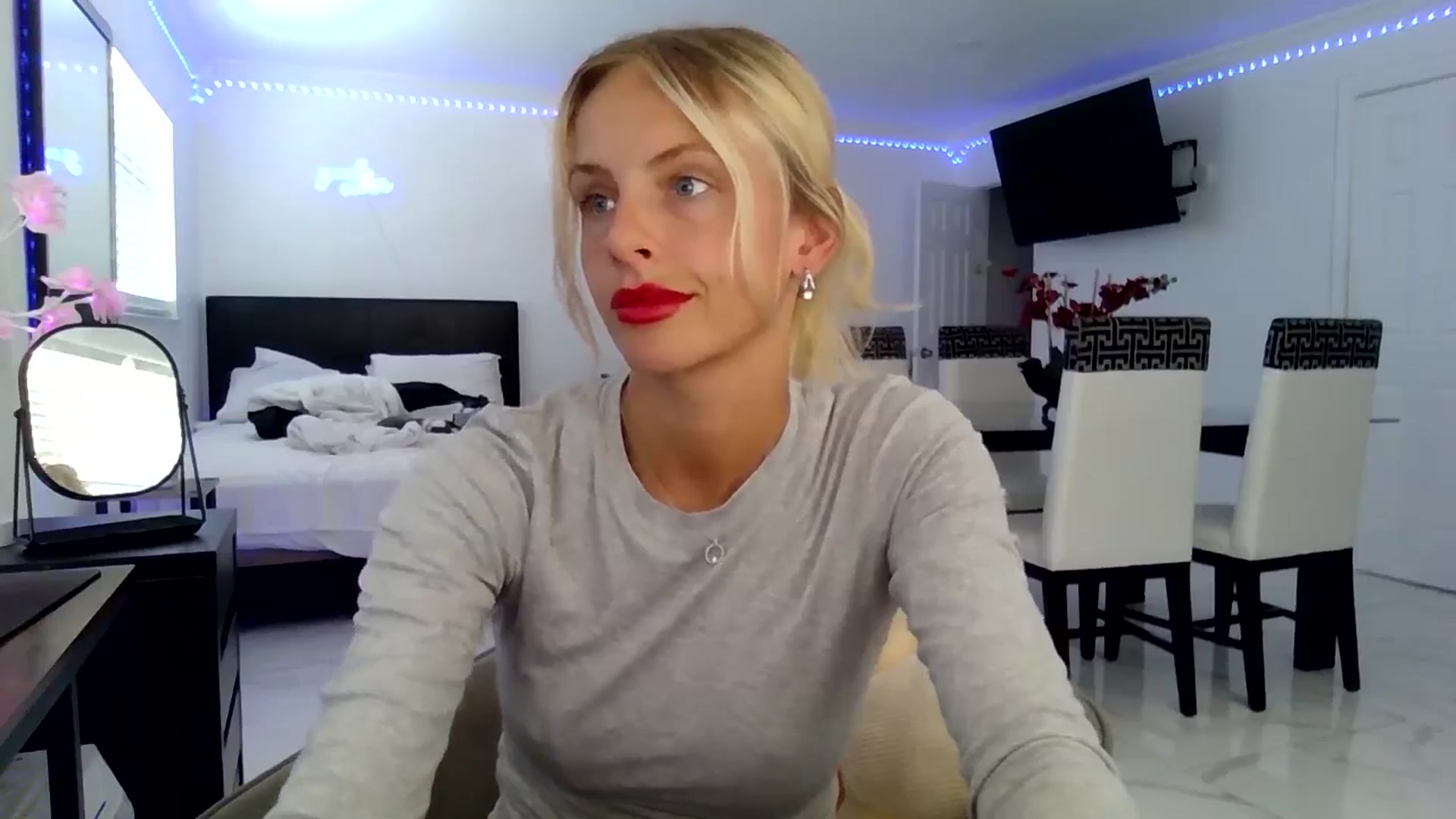 Gallery image thumbnail from Wet_Princess's myfreecams stream on, 06/06/2024, 17:05 image 5 of 20